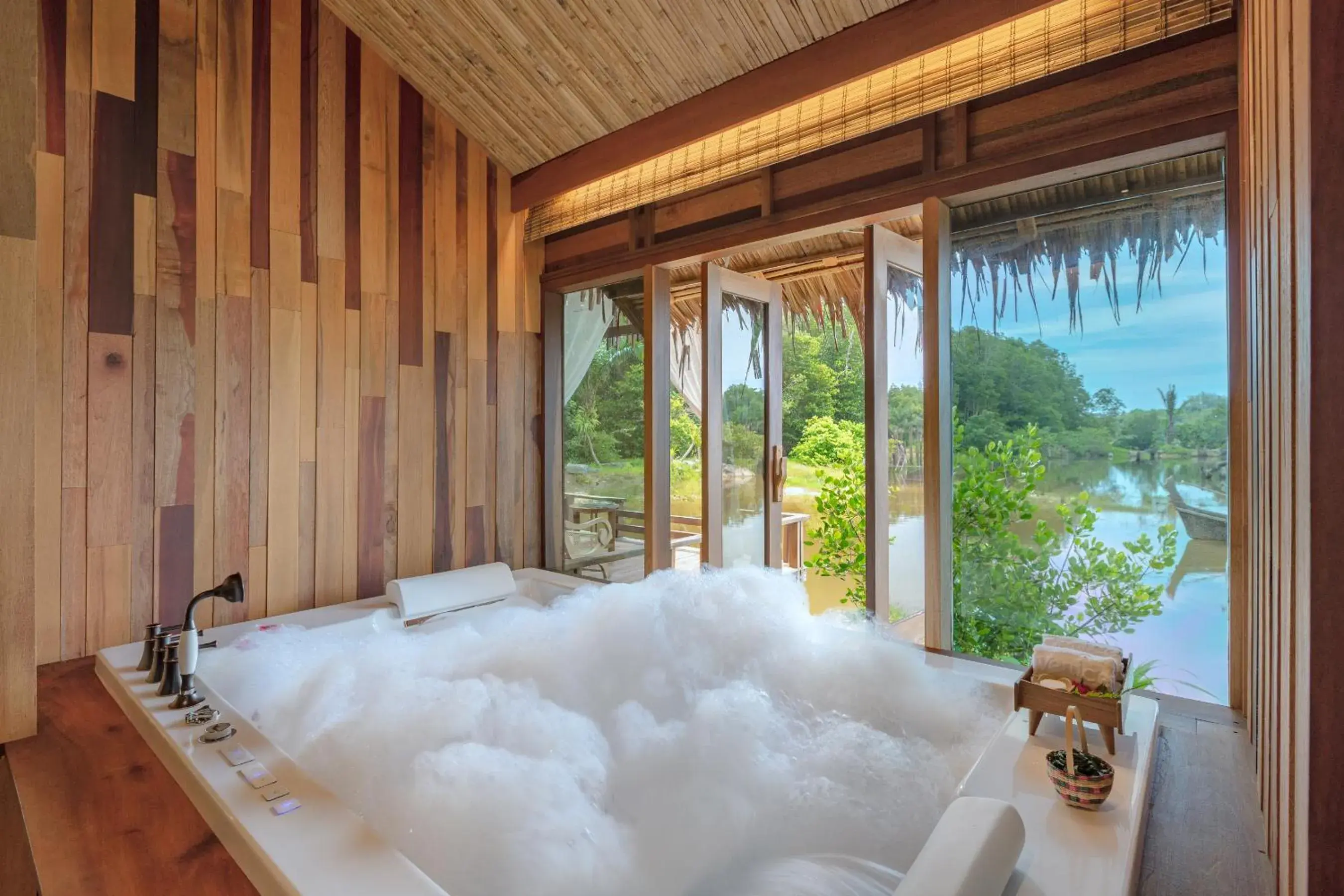 Jacuzzi Suite Water Villa- Free Schedule Shuttle to Ao Nang Beach/ Railay Beach in Venice Krabi Villa Resort Jacuzzi Suite Water Villa- Free Schedule Shuttle to Ao Nang Beach/ Railay Beach in Venice Krabi Villa Resort