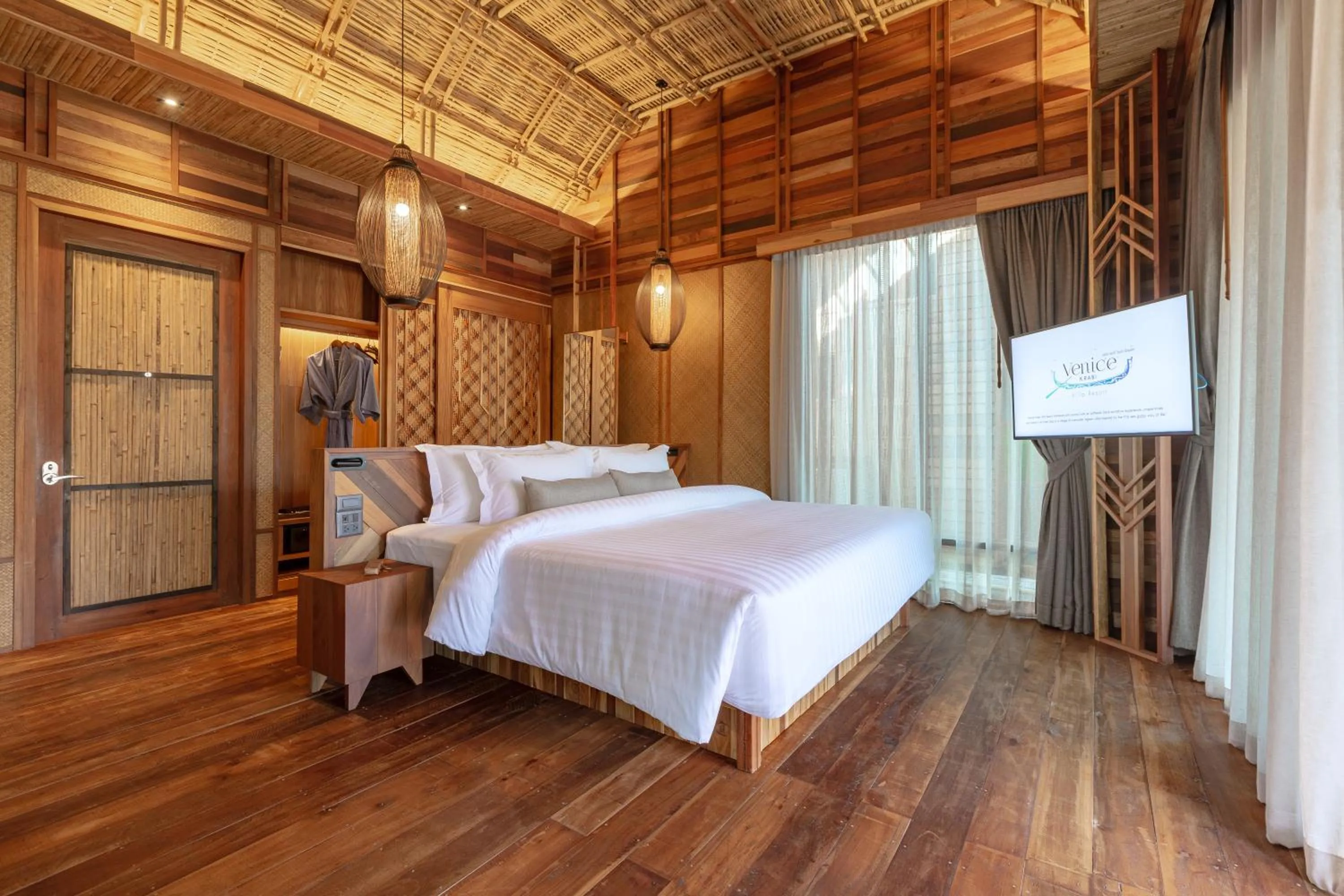 Bed in Venice Krabi Villa Resort