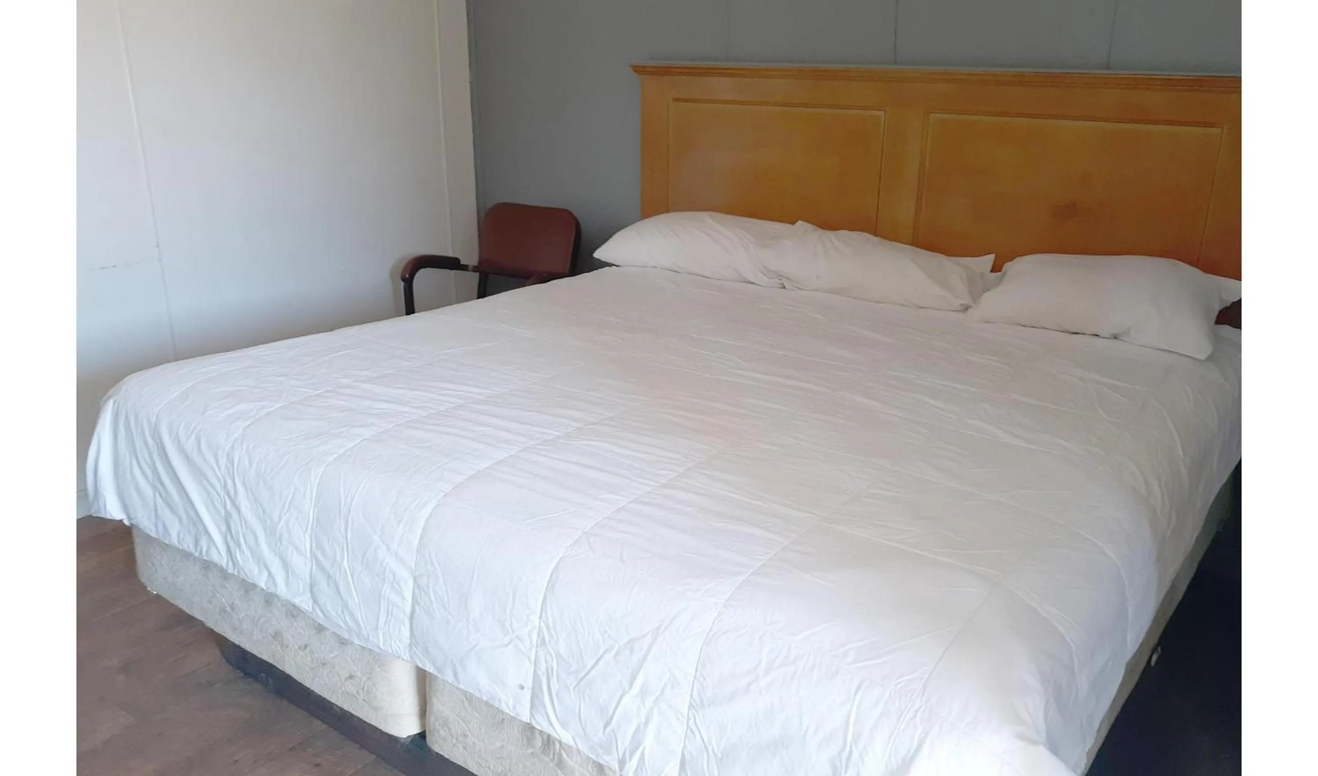 Bedroom, Bed in OYO Hotel Durant MS Bowling Green Rd