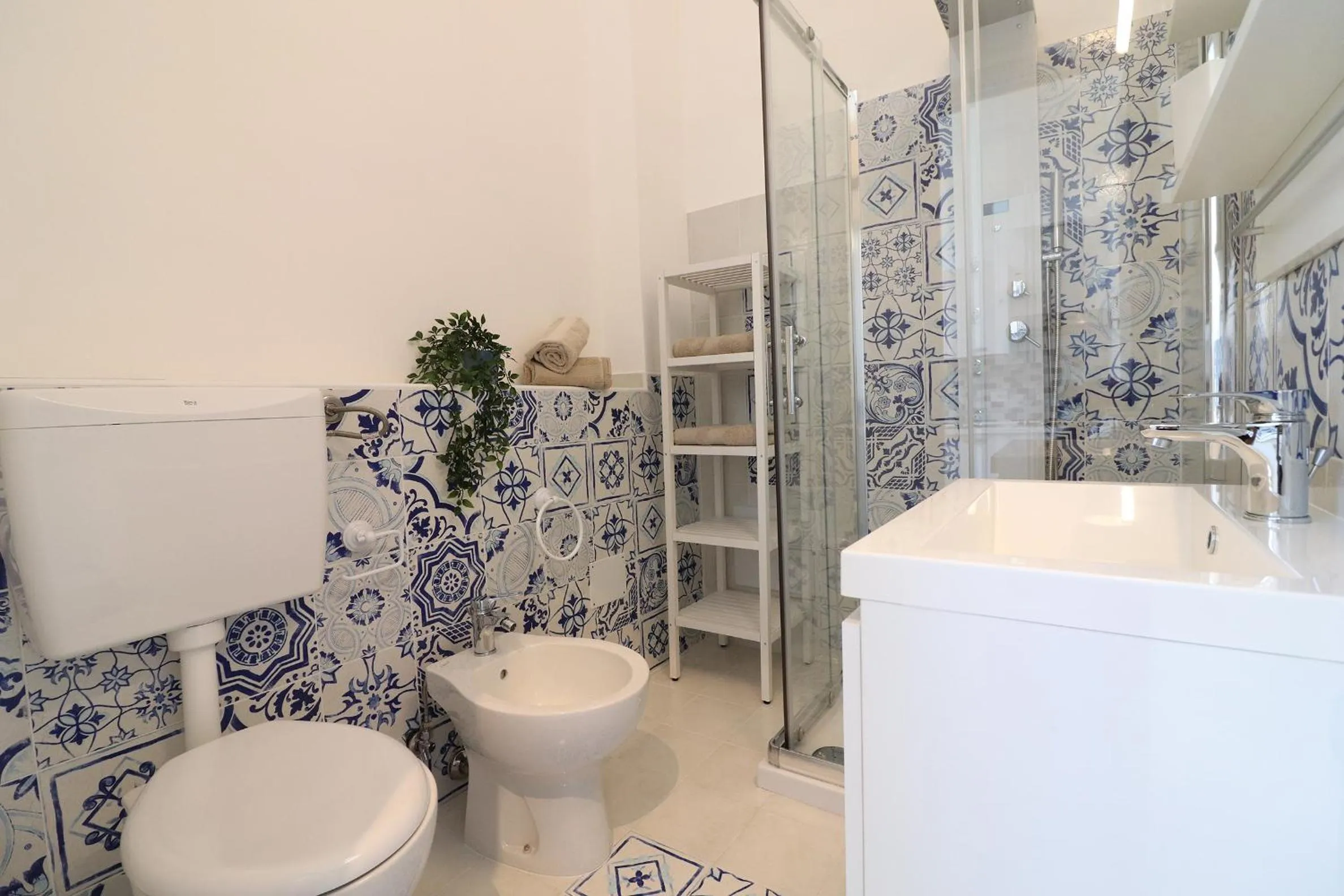 Toilet, Bathroom in Casa Vacanze aura a Otranto 4 posti