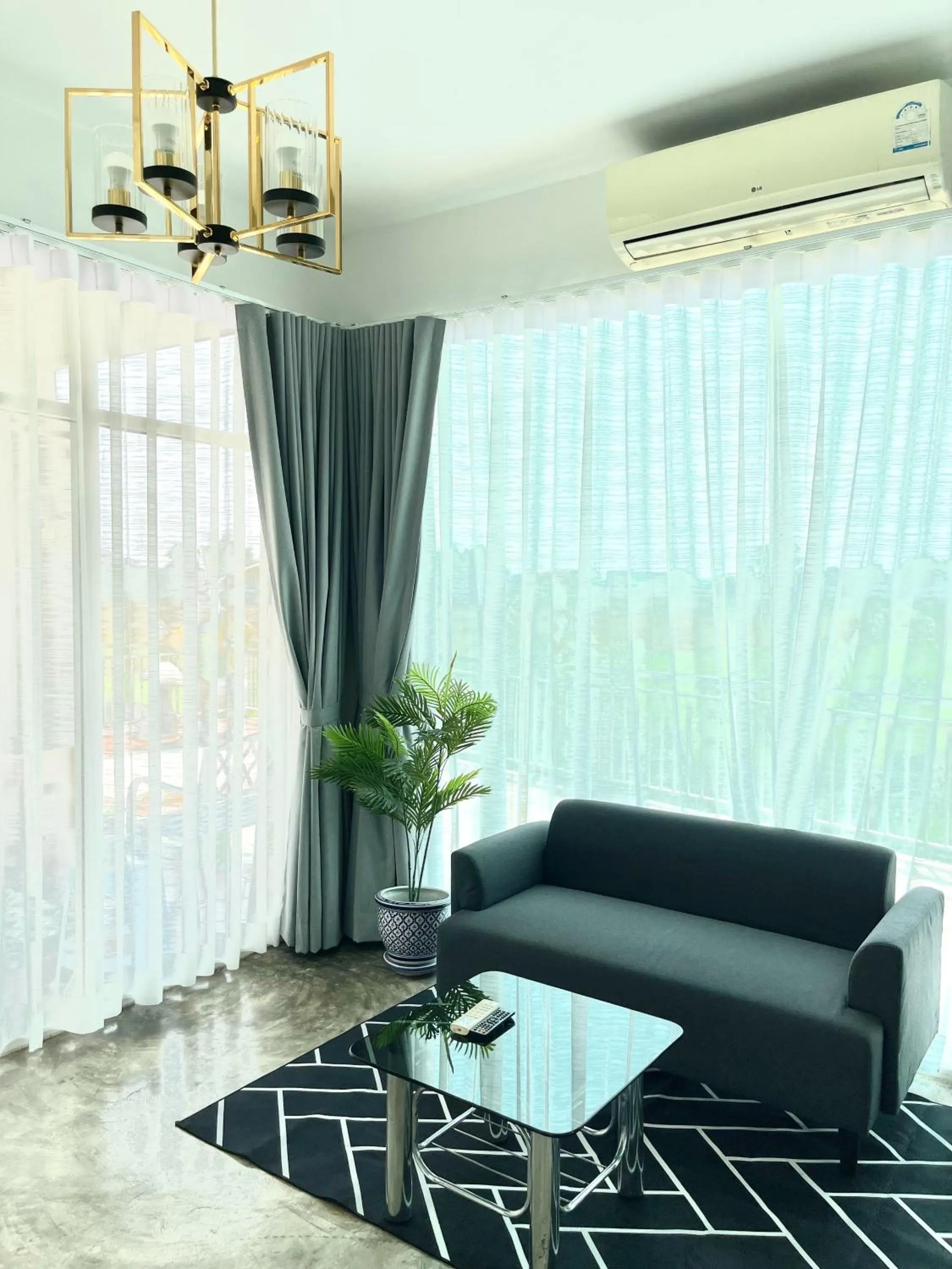 Chaisaeng in the park