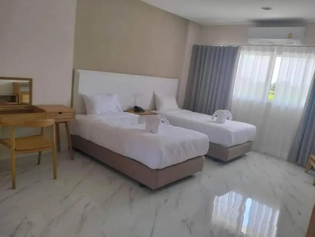 Standard Twin Room in Chaisaeng in the park Standard Twin Room in Chaisaeng in the park