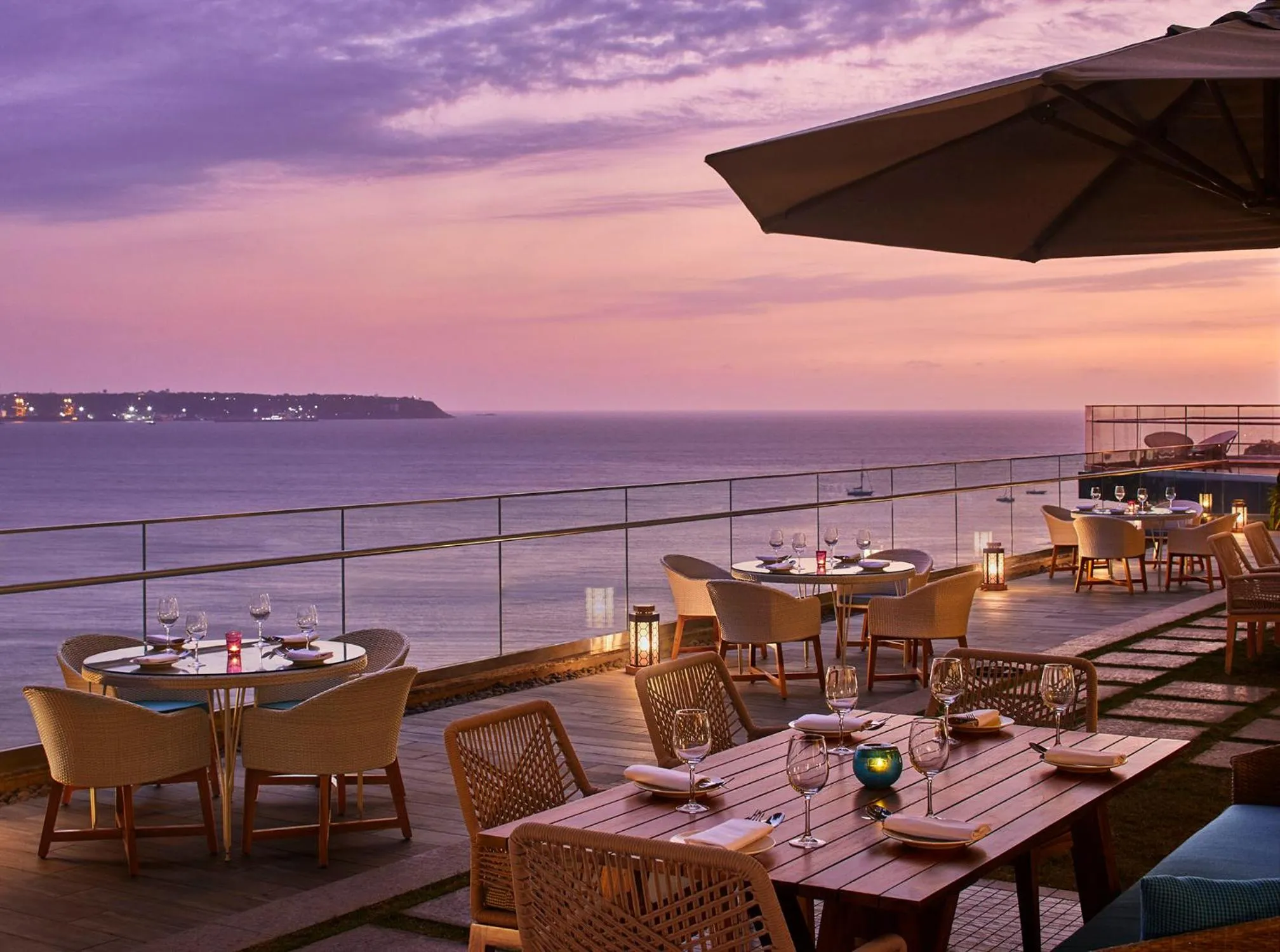 Restaurant/places to eat in Taj Cidade de Goa Horizon, Goa