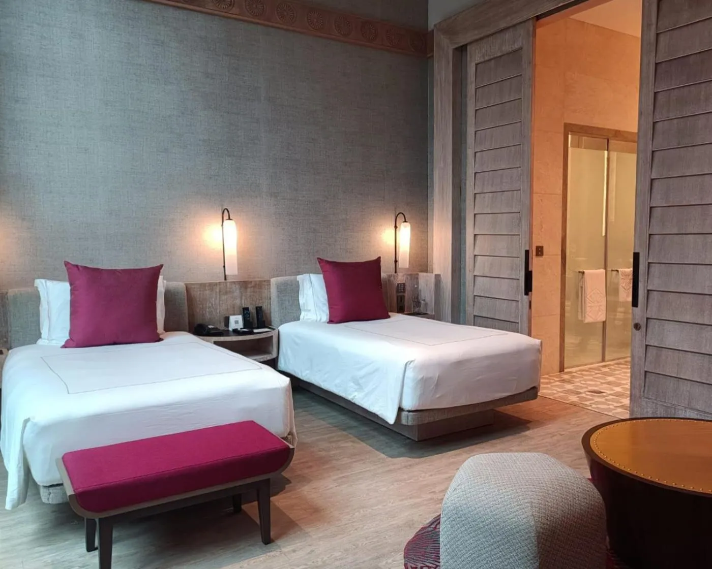 Bathroom, Bed in Taj Cidade de Goa Horizon, Goa