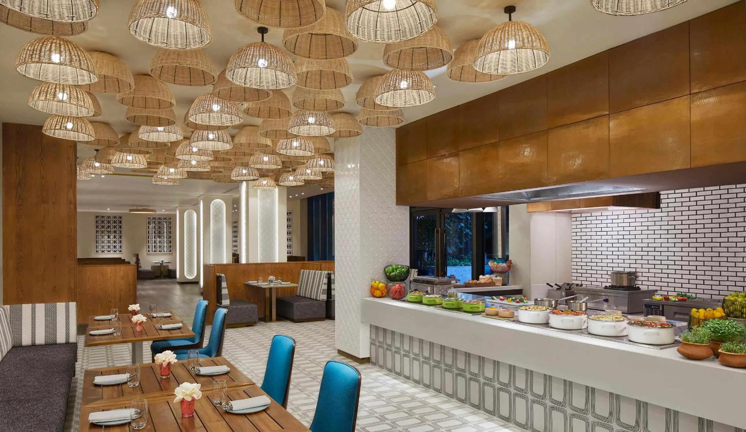 Restaurant/places to eat in Taj Cidade de Goa Horizon, Goa