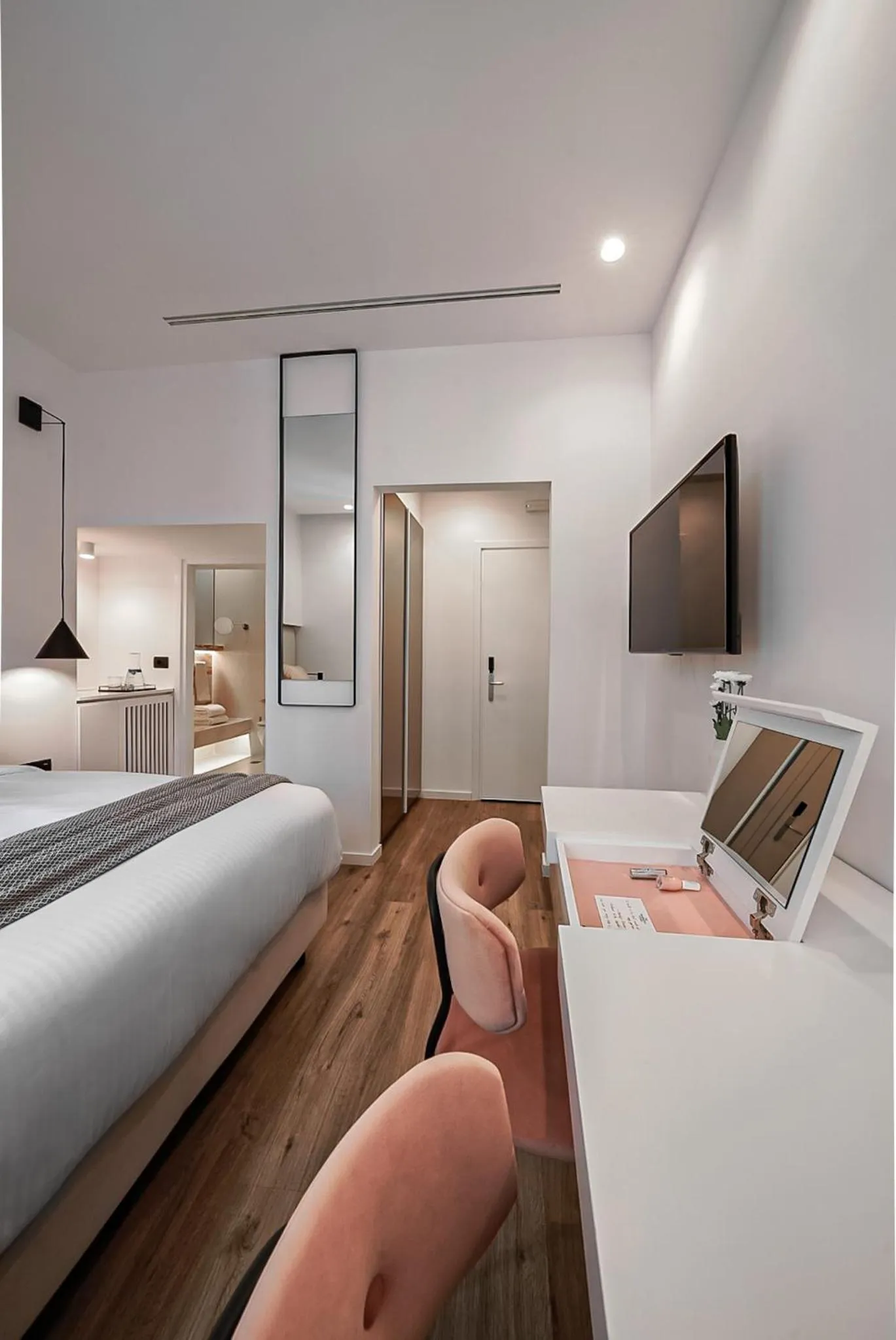 Bed in The Marblous Athens