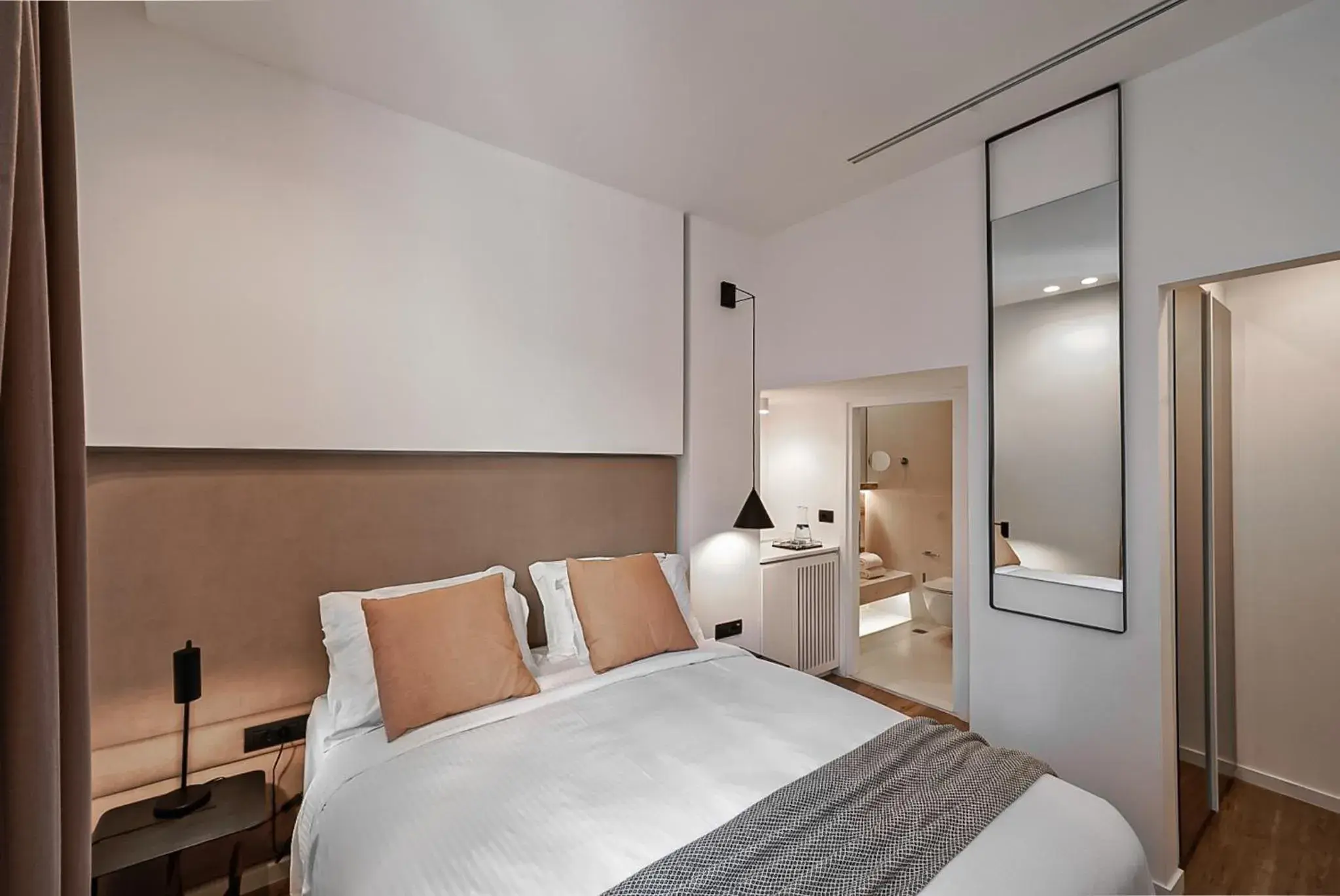 Standard Double Room in The Marblous Athens Standard Double Room in The Marblous Athens