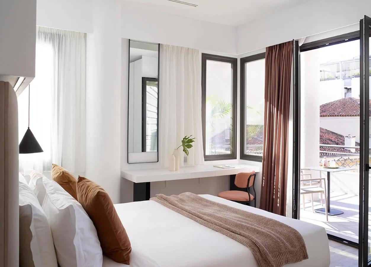 Bed in The Marblous Athens