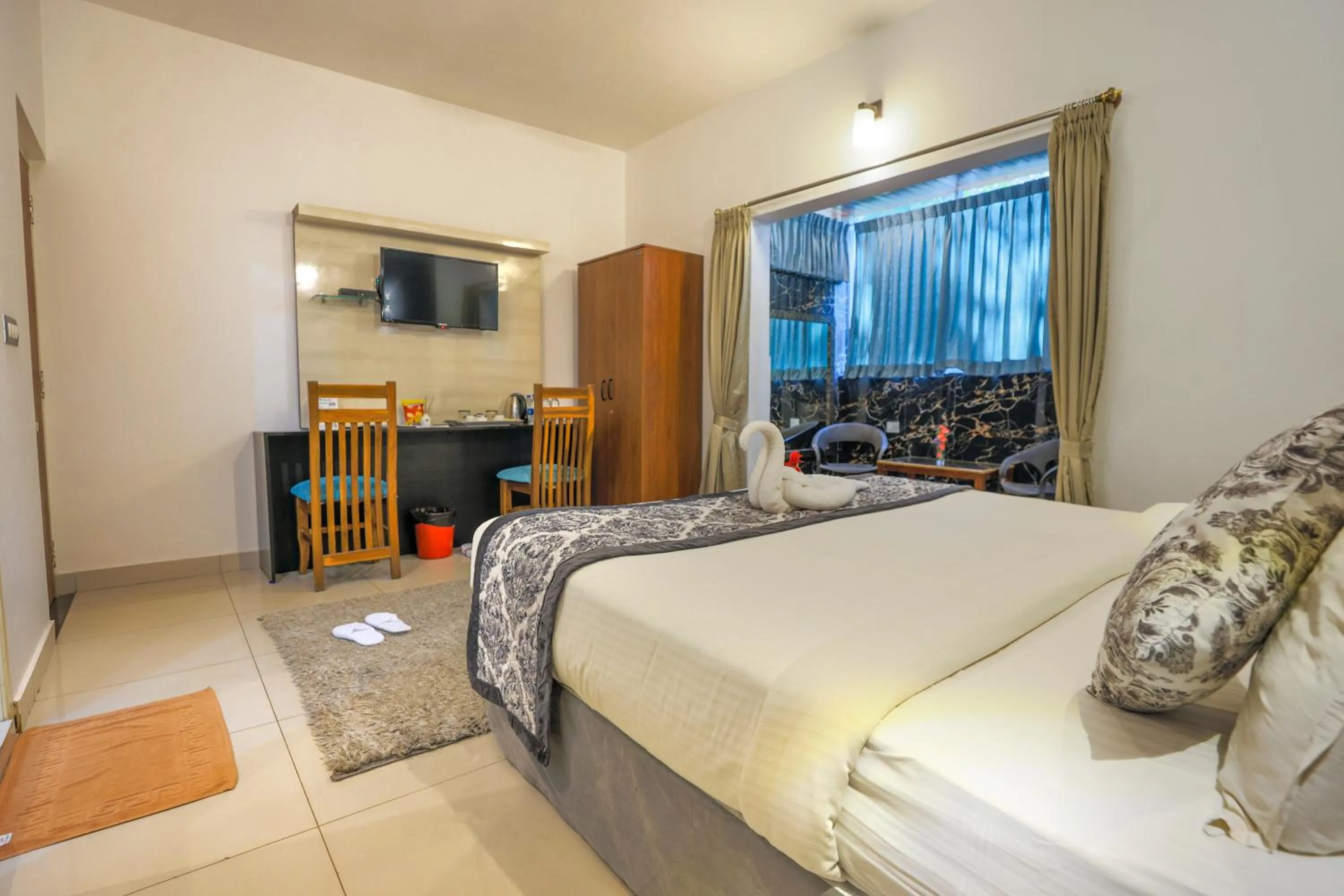 Bed in The Blossom Resort - Chikmagalur