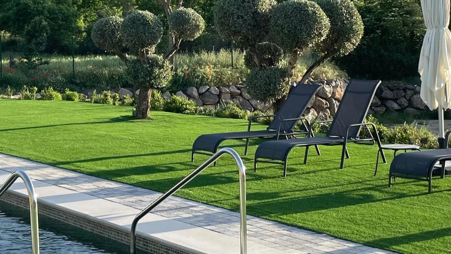 Swimming pool in Hotel Boutique Molino de Enmedio