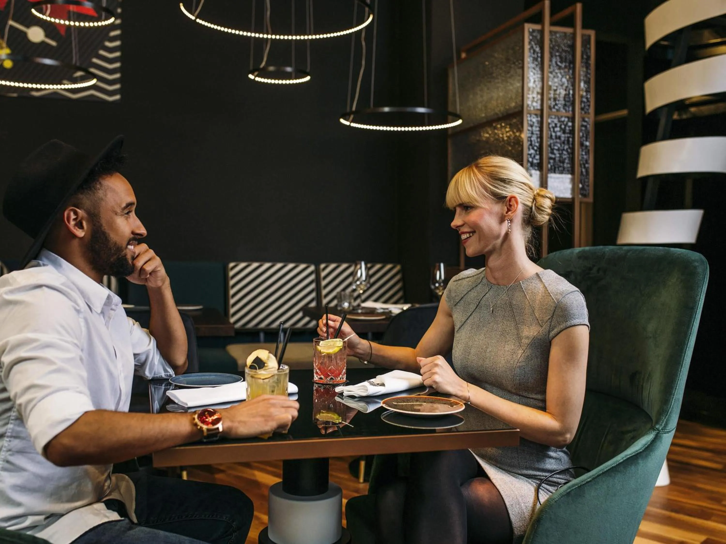 Restaurant/places to eat in Pullman Berlin Schweizerhof