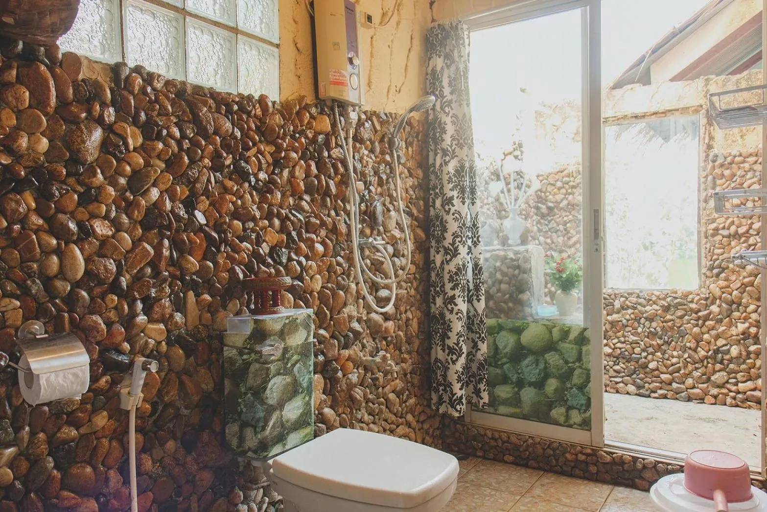 Bathroom in Baansuan Chomchun