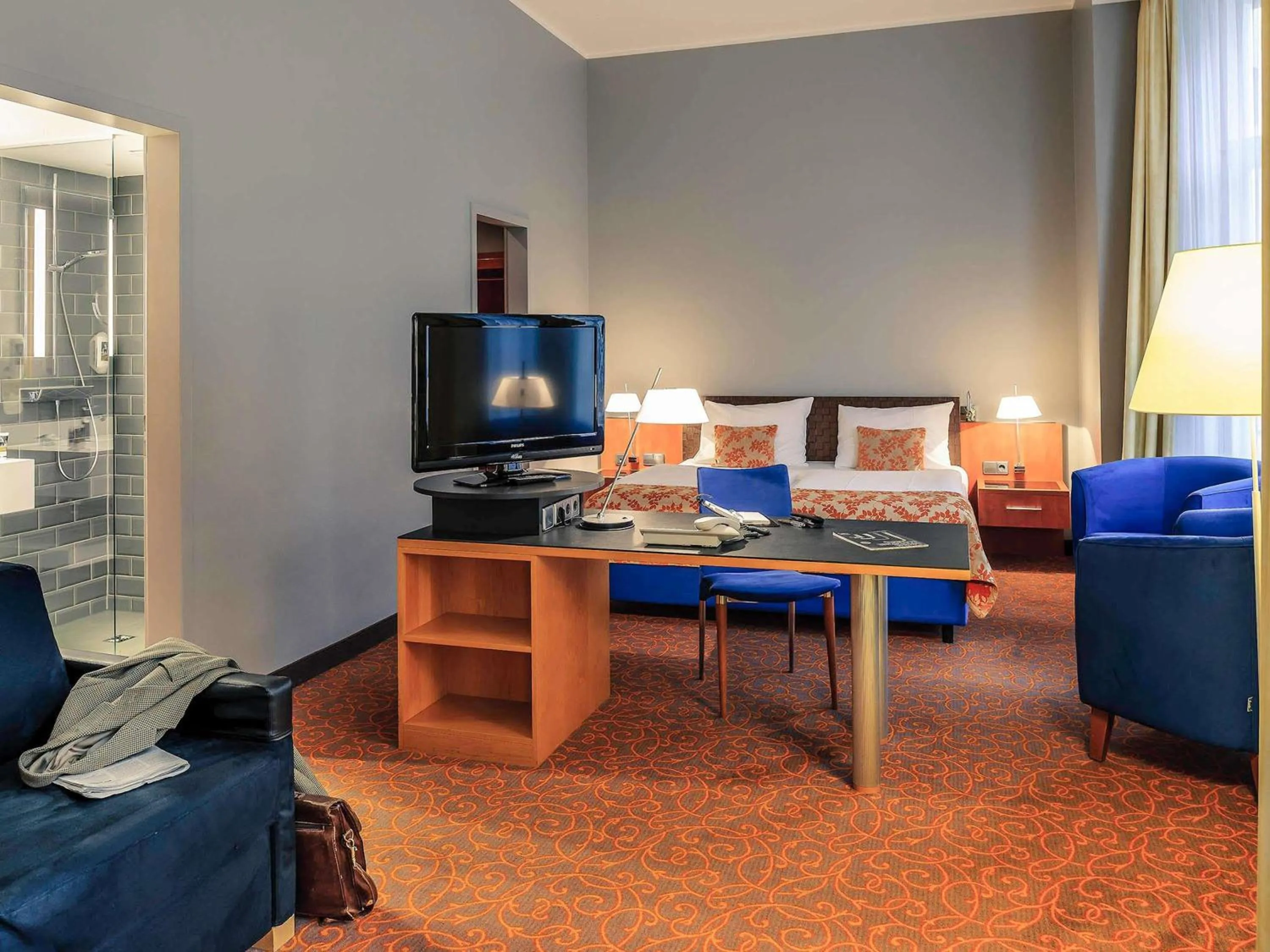 Bedroom, Bed in Mercure Hotel & Residenz Berlin Checkpoint Charlie