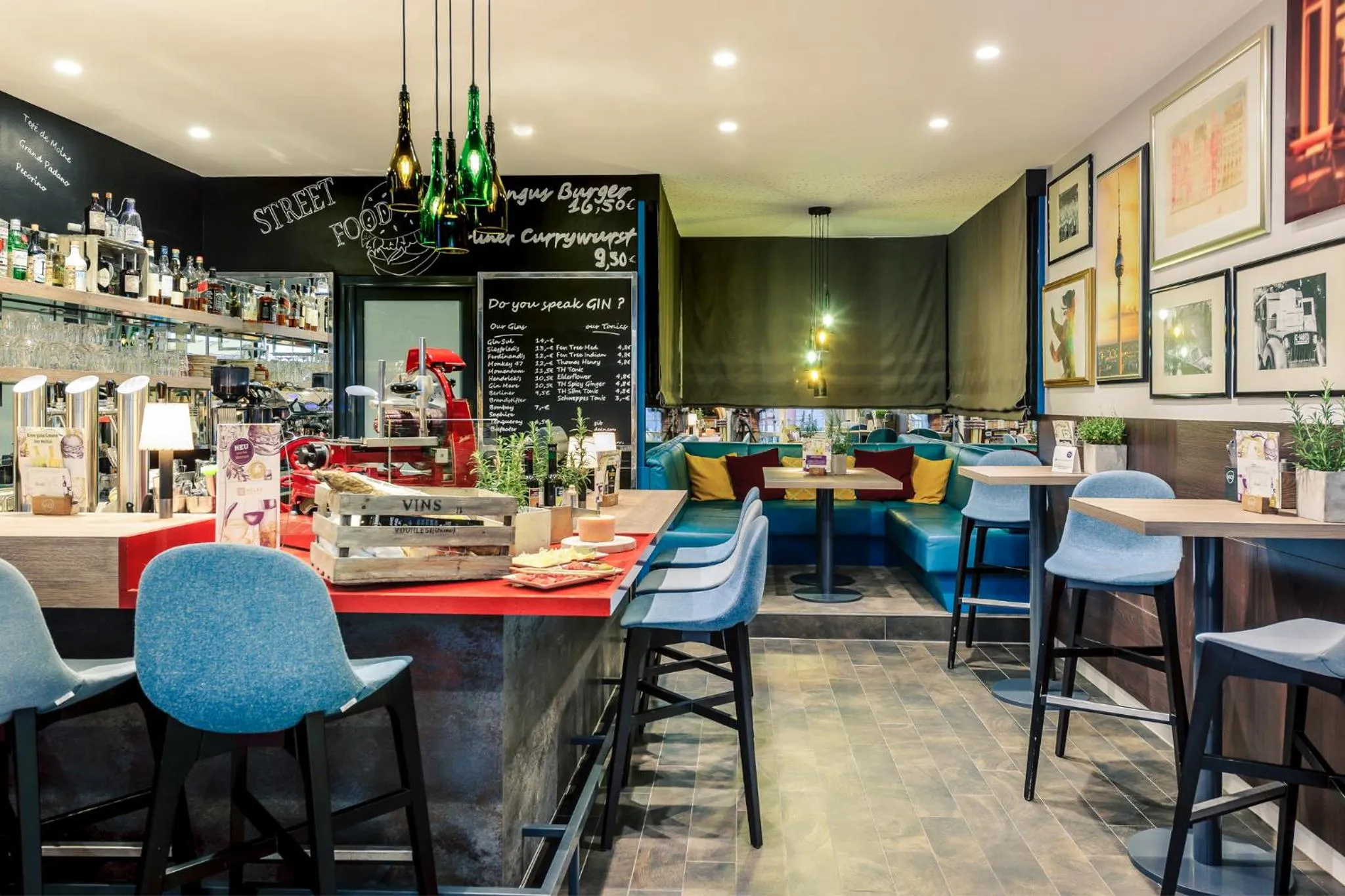 Restaurant/places to eat in Mercure Hotel & Residenz Berlin Checkpoint Charlie