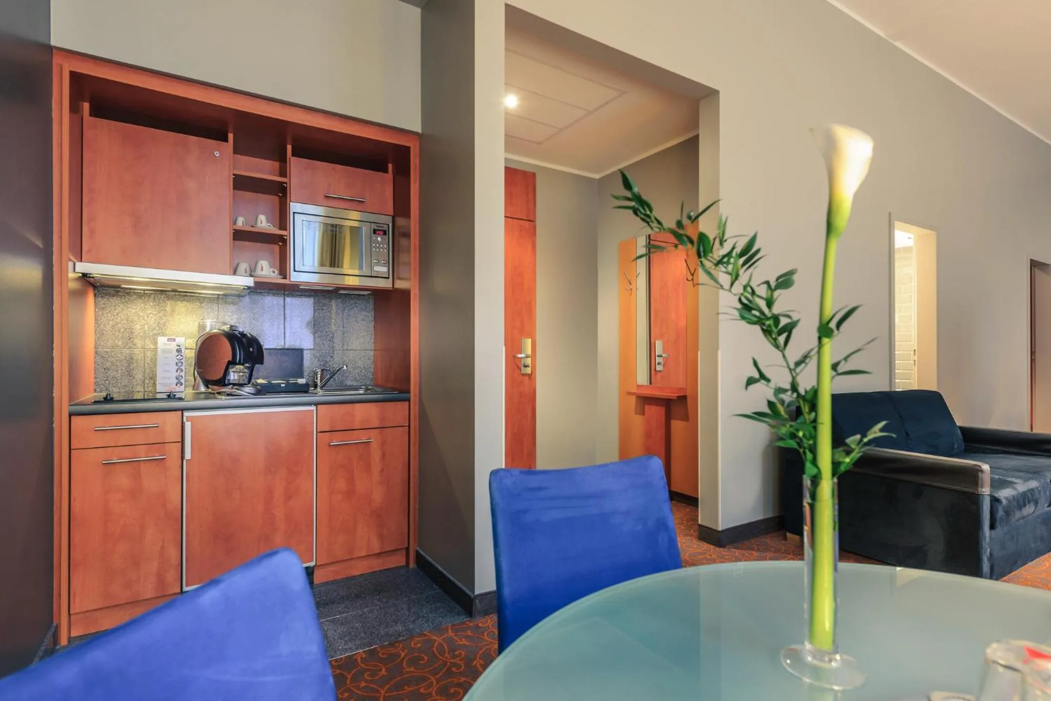 Kitchen or kitchenette in Mercure Hotel & Residenz Berlin Checkpoint Charlie