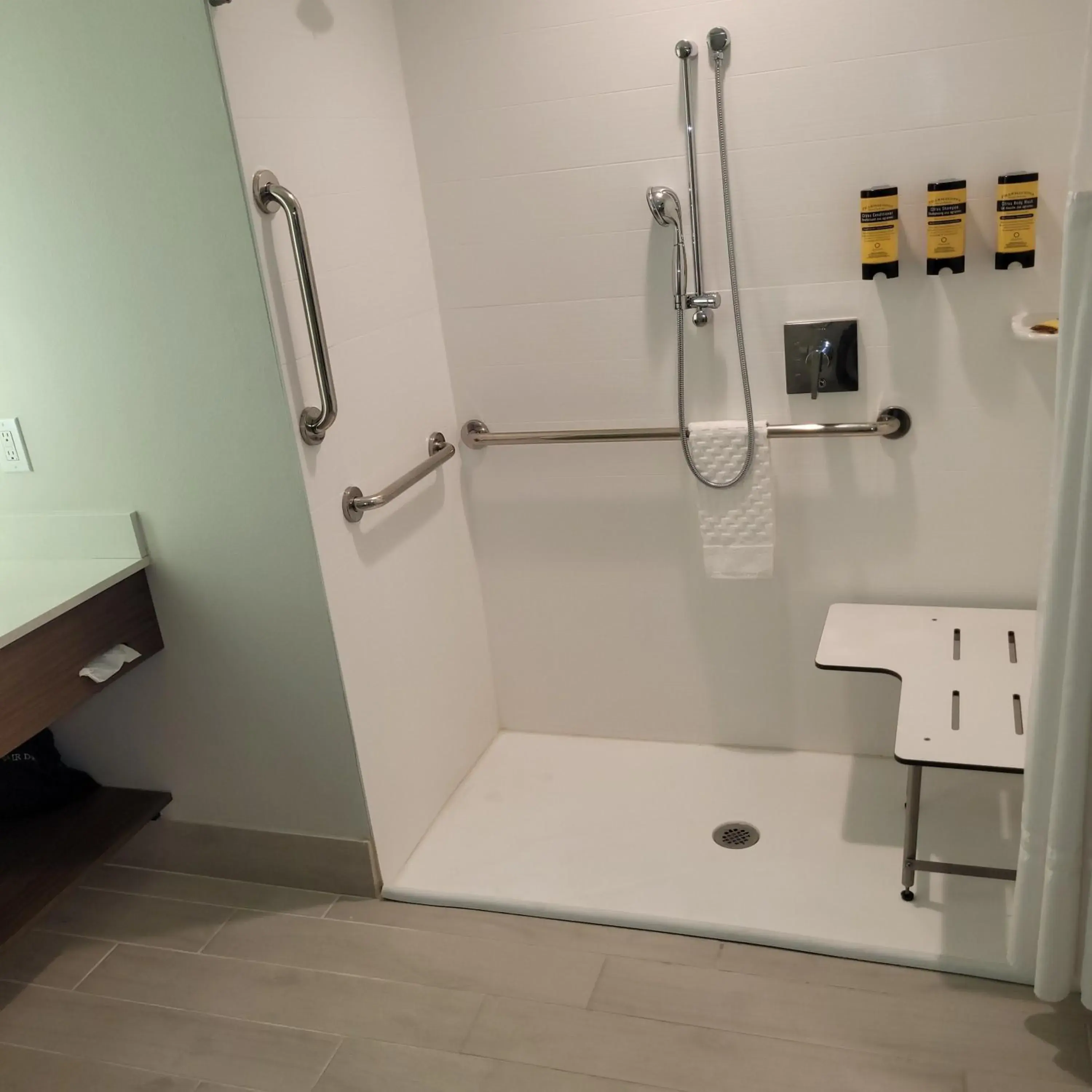 Queen Room with Two Queen Beds and Roll-In Shower - Disability Access in Best Western Plus Coachella Valley Inn & Suites Queen Room with Two Queen Beds and Roll-In Shower - Disability Access in Best Western Plus Coachella Valley Inn & Suites