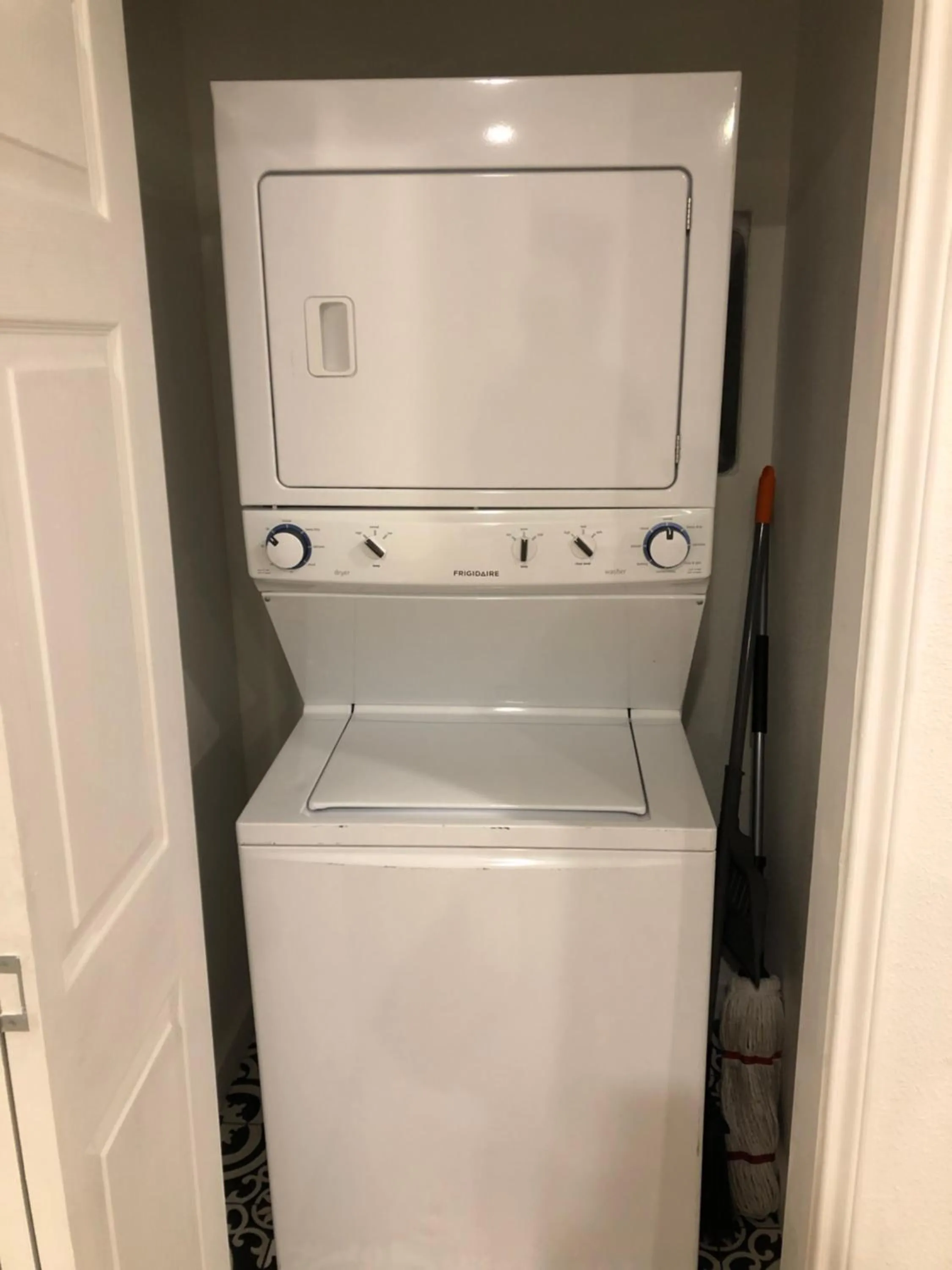 laundry in Downtown View Cozy 2BR1BA Home Sleeps 8