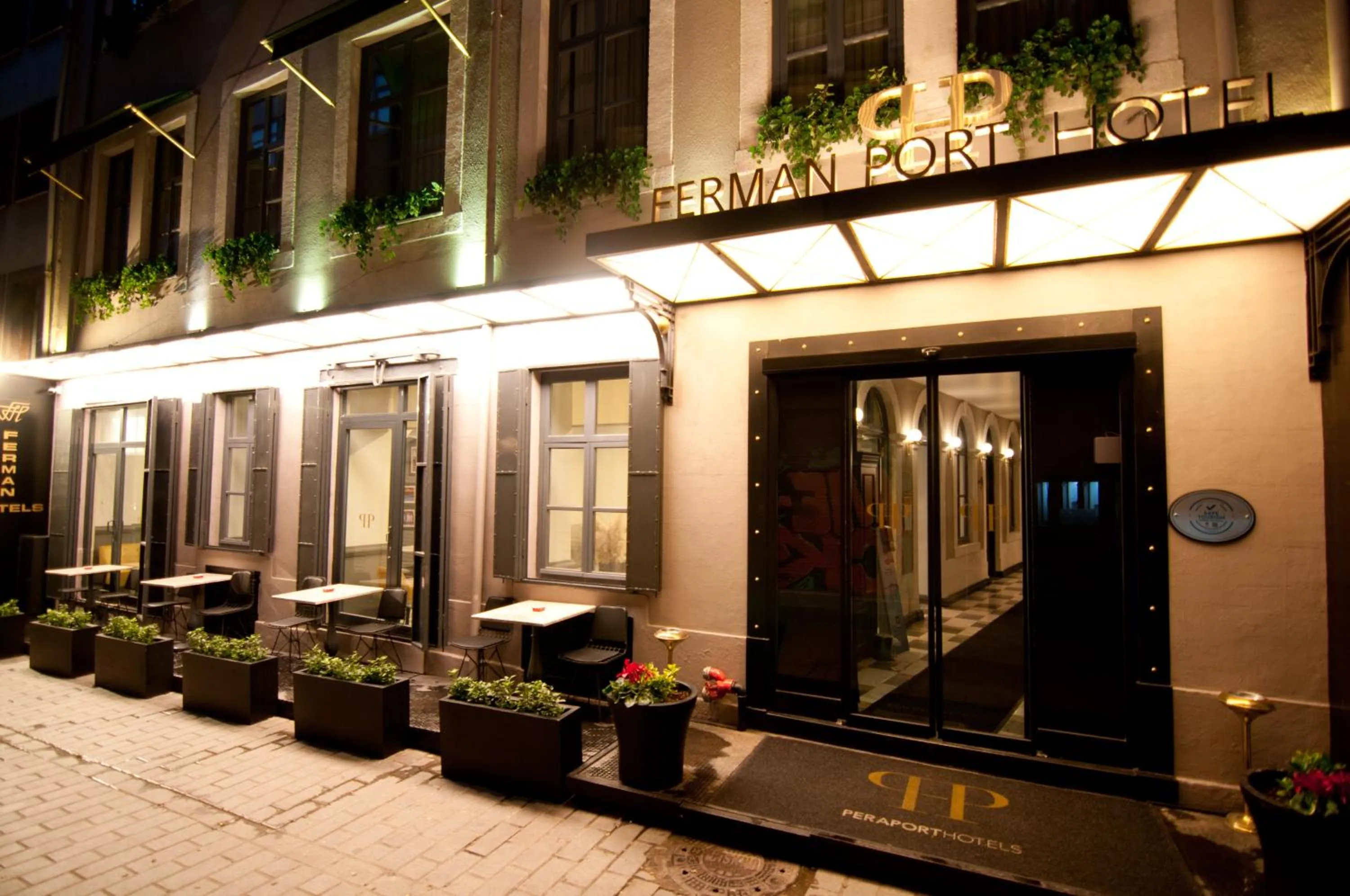 Facade/entrance in Ferman Port Hotel - Special Category