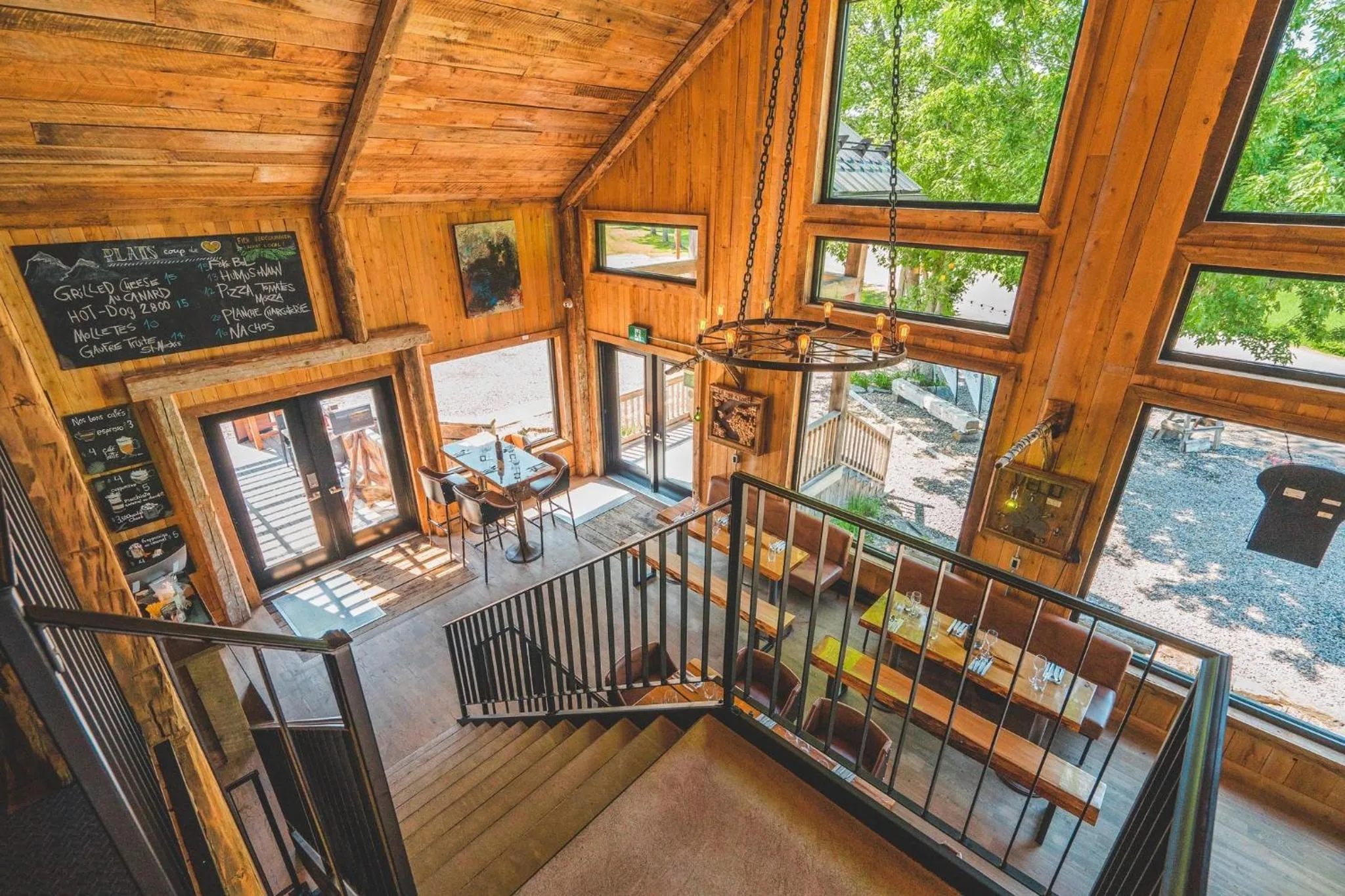 Restaurant/places to eat in Le 2800 du Parc