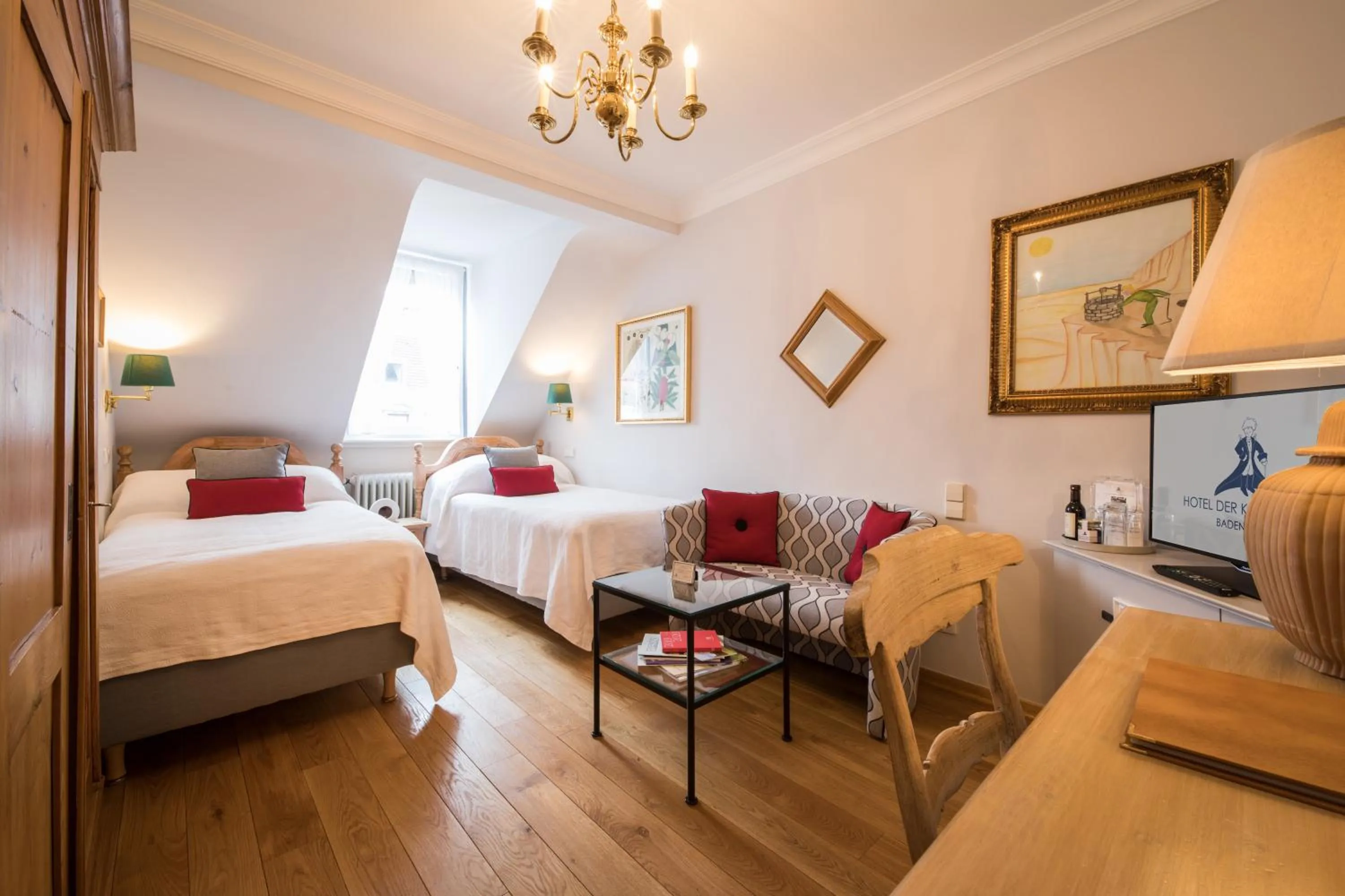 Photo of the whole room, Bed in Hotel Der Kleine Prinz