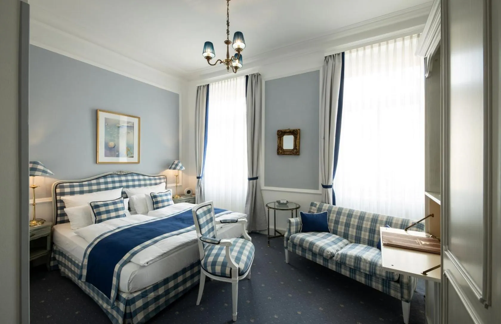 Photo of the whole room, Bed in Hotel Der Kleine Prinz