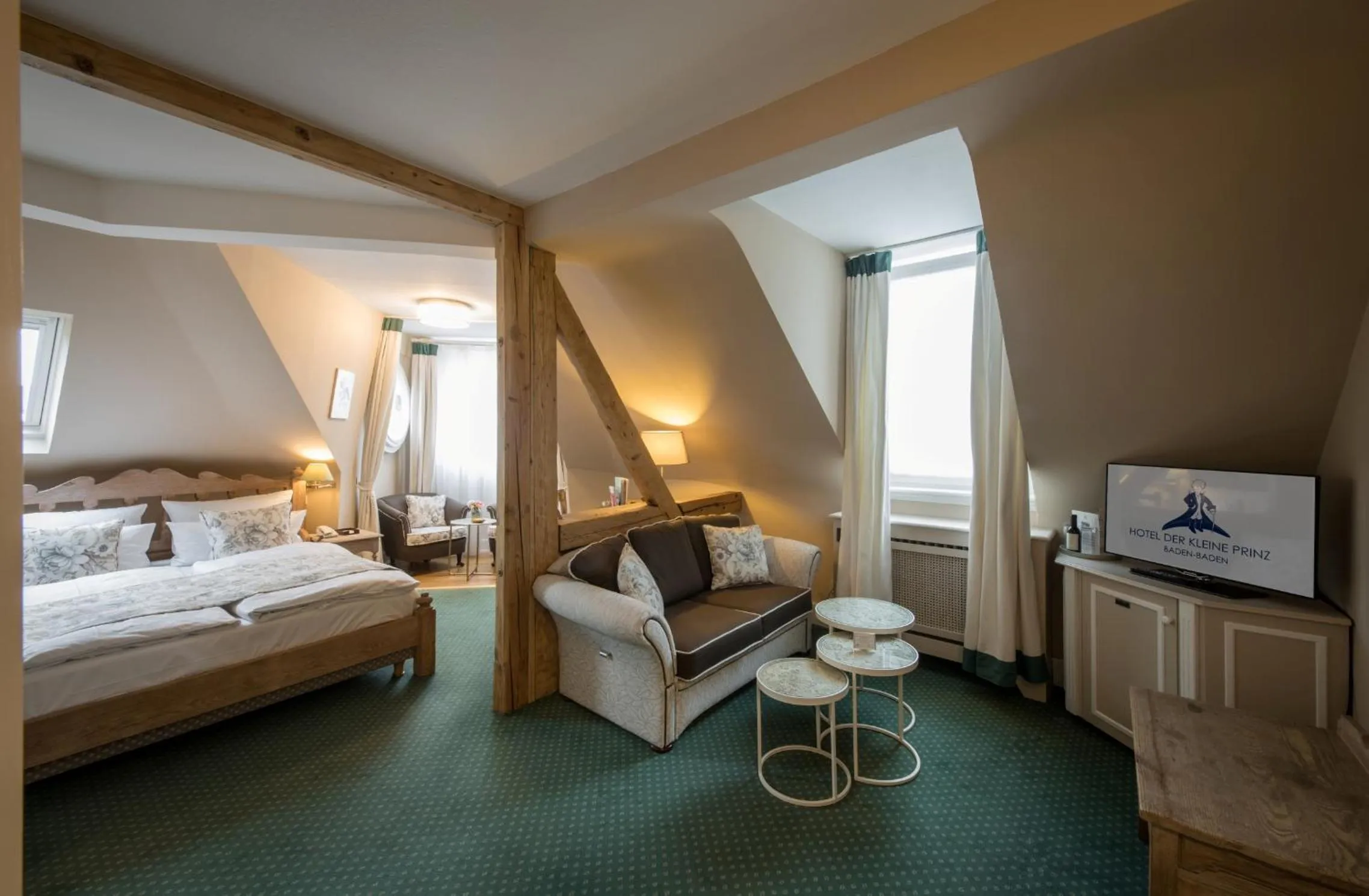 Photo of the whole room, Bed in Hotel Der Kleine Prinz