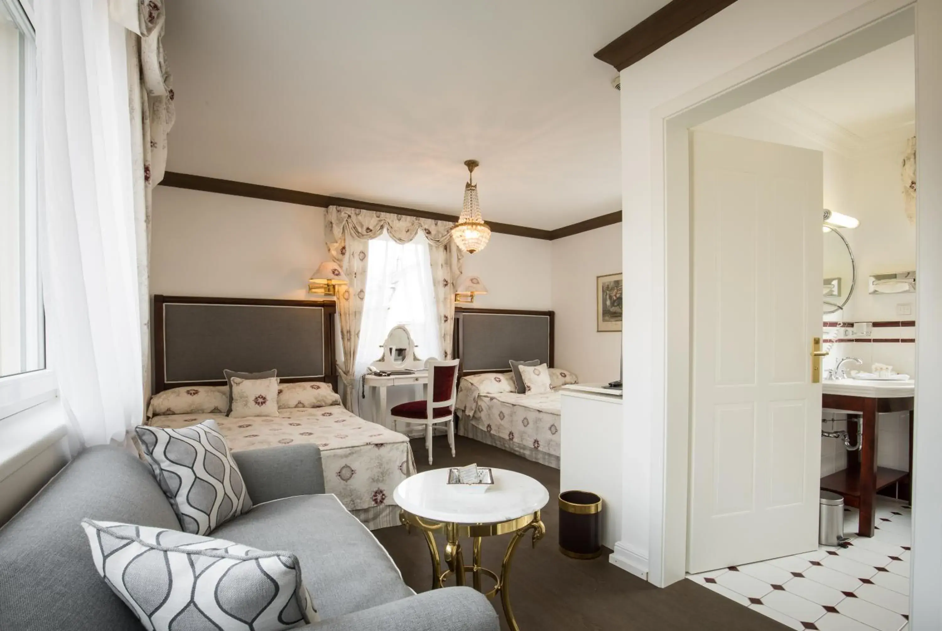 Superior Twin Room - single occupancy in Hotel Belle Epoque Superior Twin Room - single occupancy in Hotel Belle Epoque