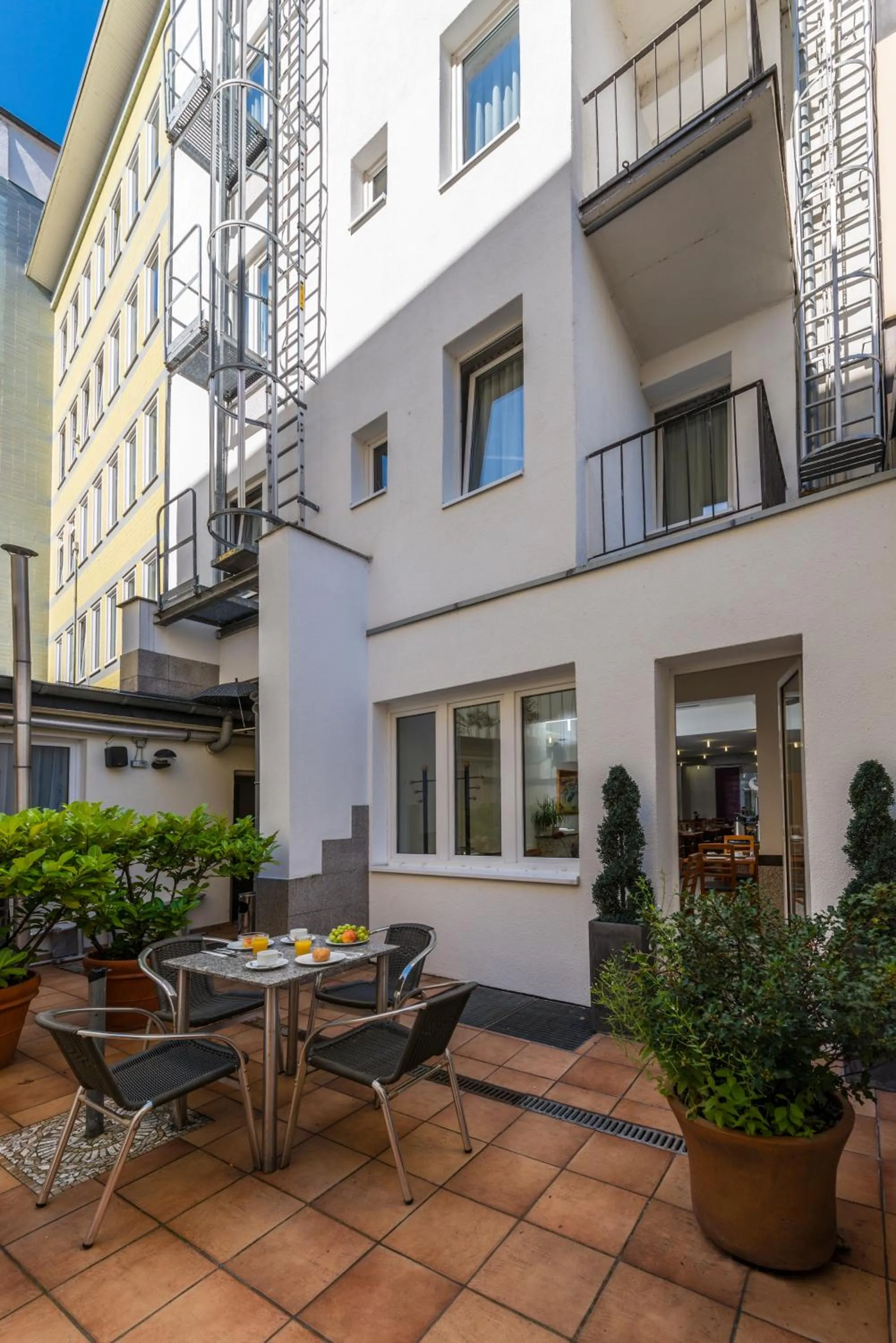 Facade/entrance in Breslauer Hof Am Dom