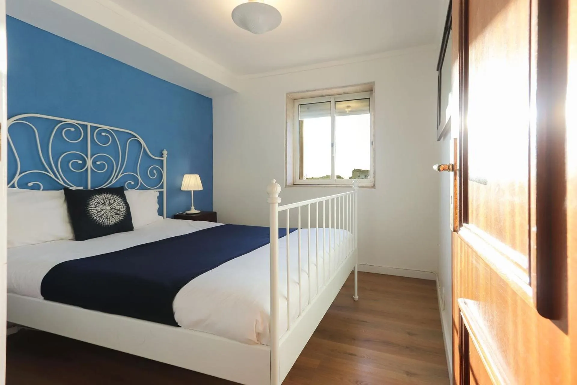 Other, Bed in Downtown Experience by Homing