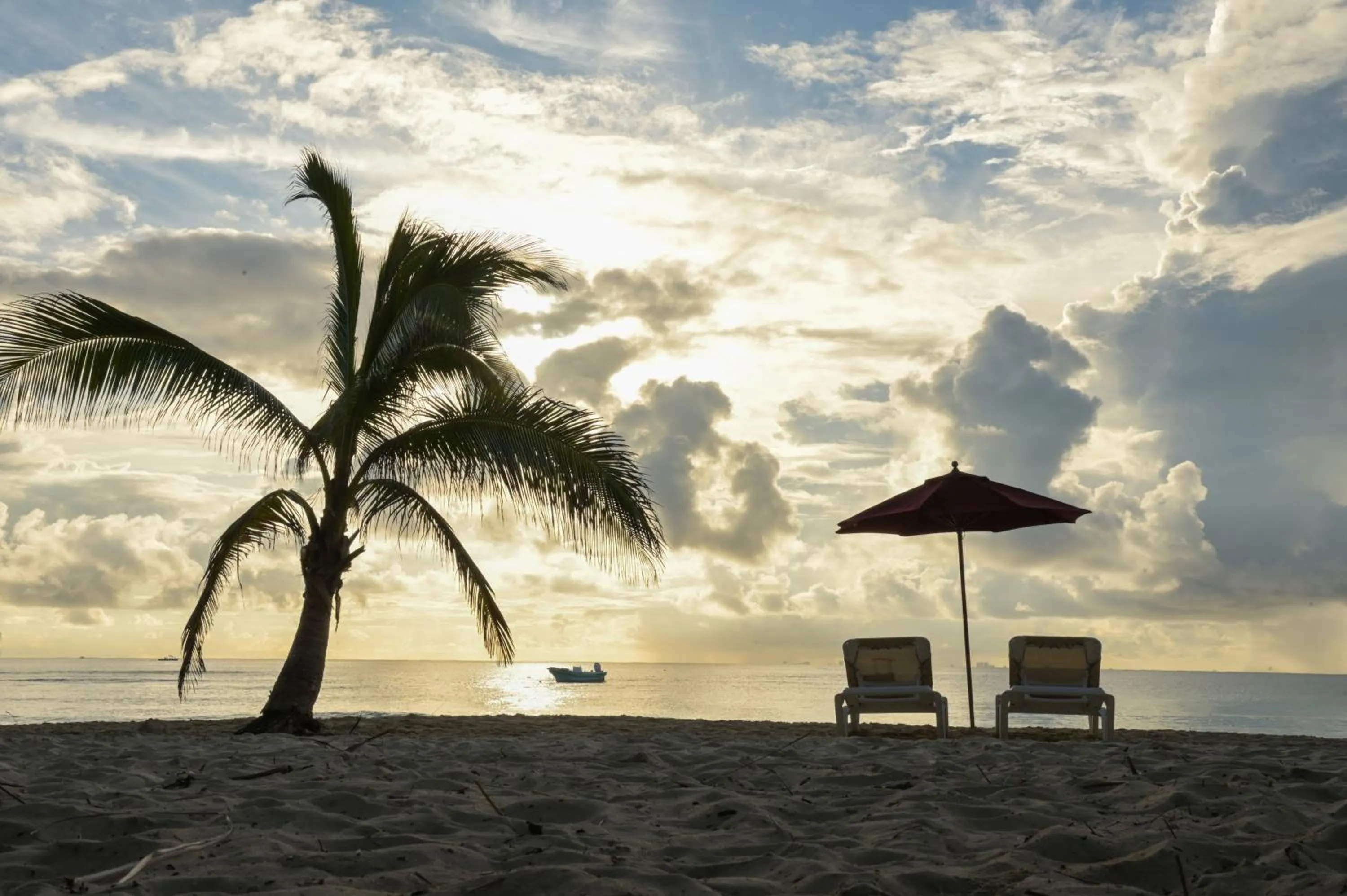 Beach in Kinta Kan Cabañas Hotel Playa del Carmen