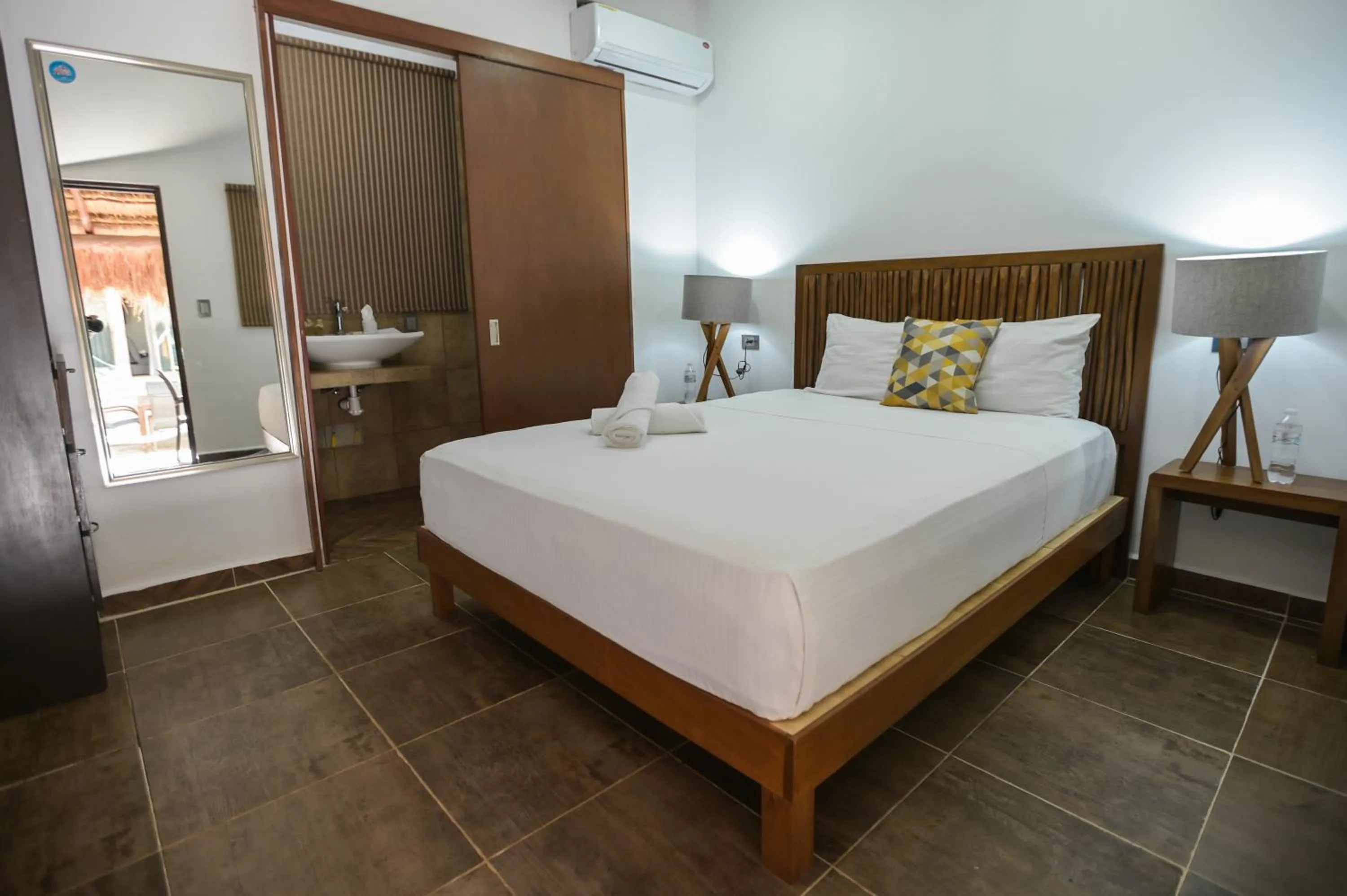 Bedroom, Bed in Kinta Kan Cabañas Hotel Playa del Carmen