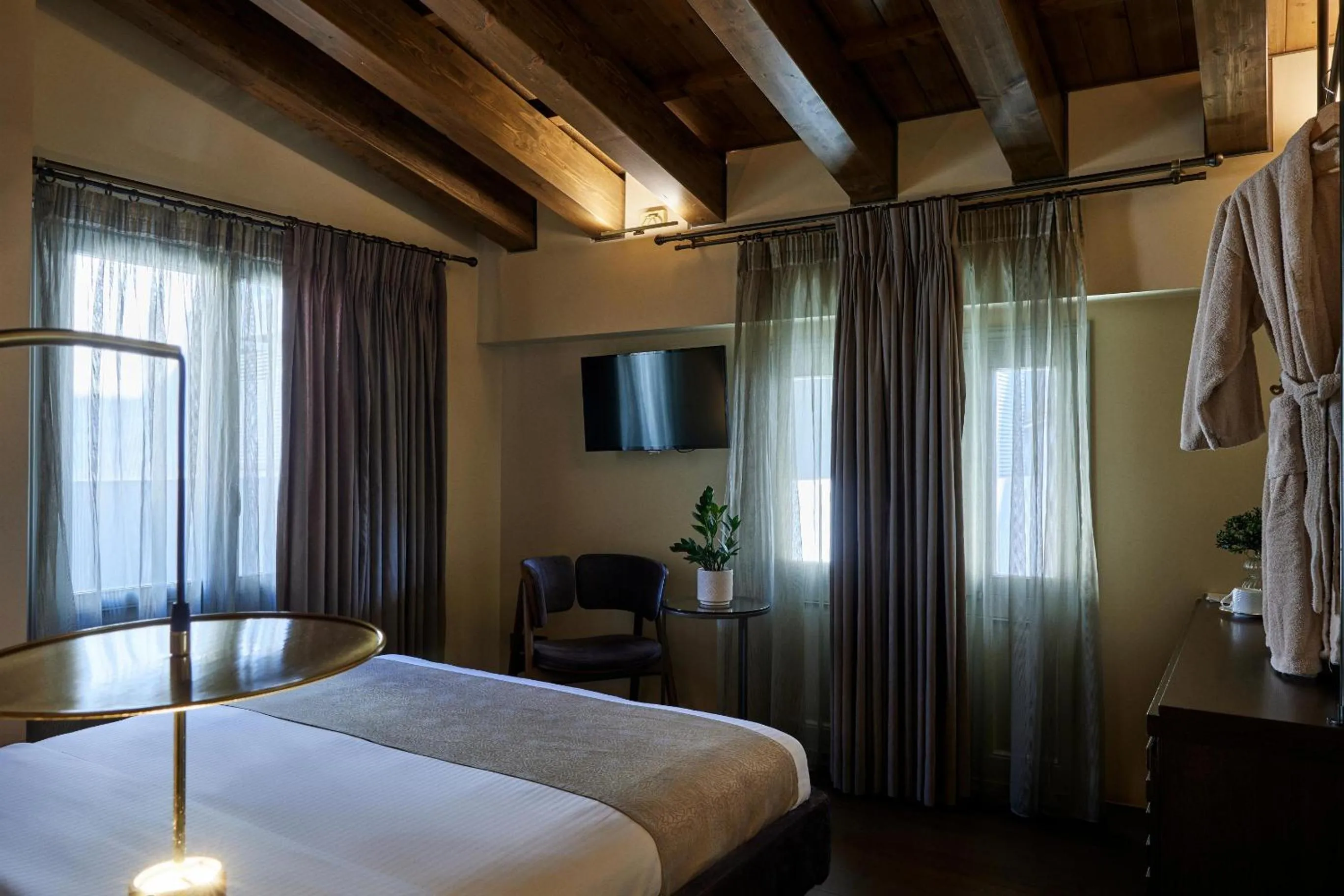 Bedroom in Athens 1890 Hotel & Spa