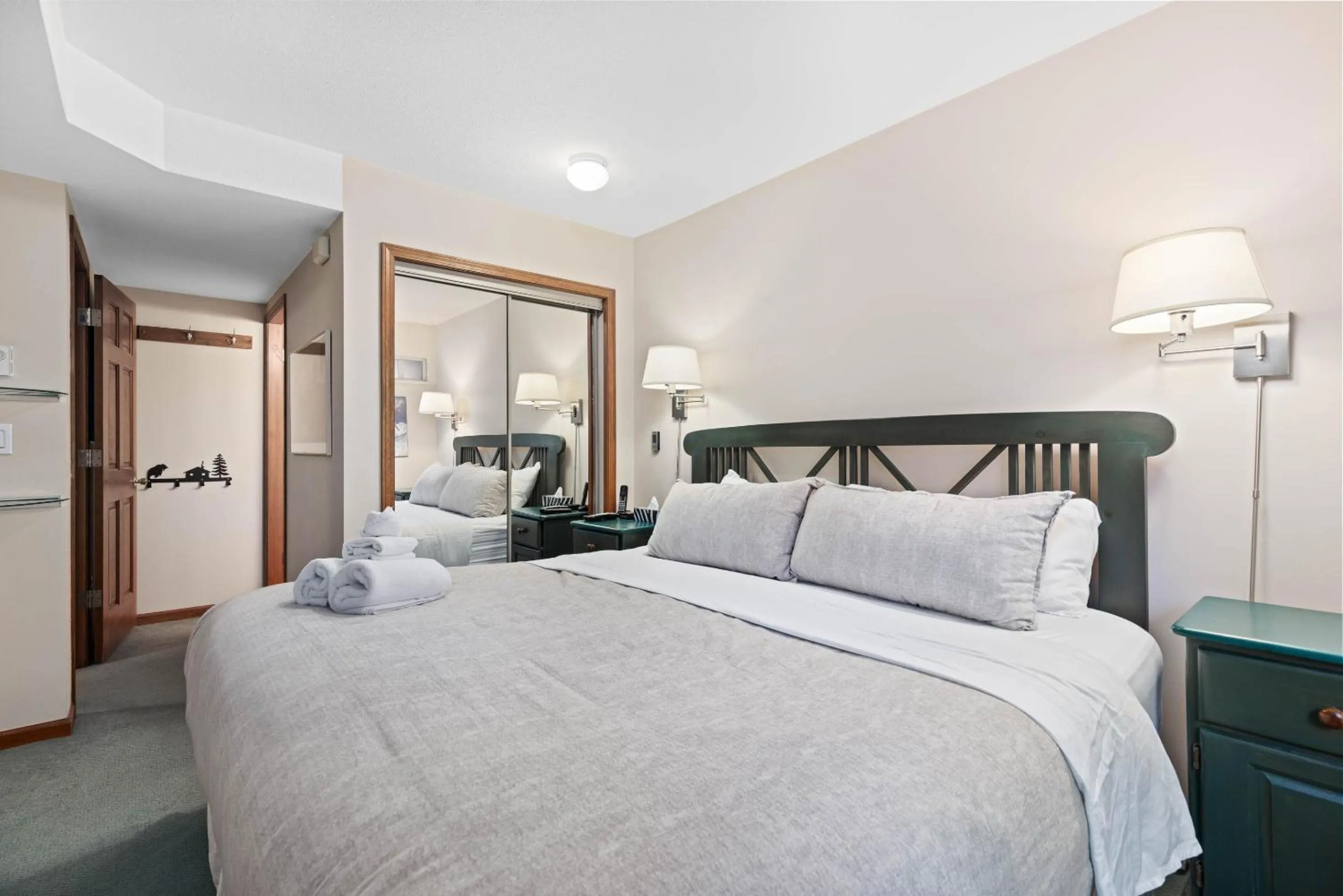 Bed in Stoney Creek Sunpath by Whistler Premier