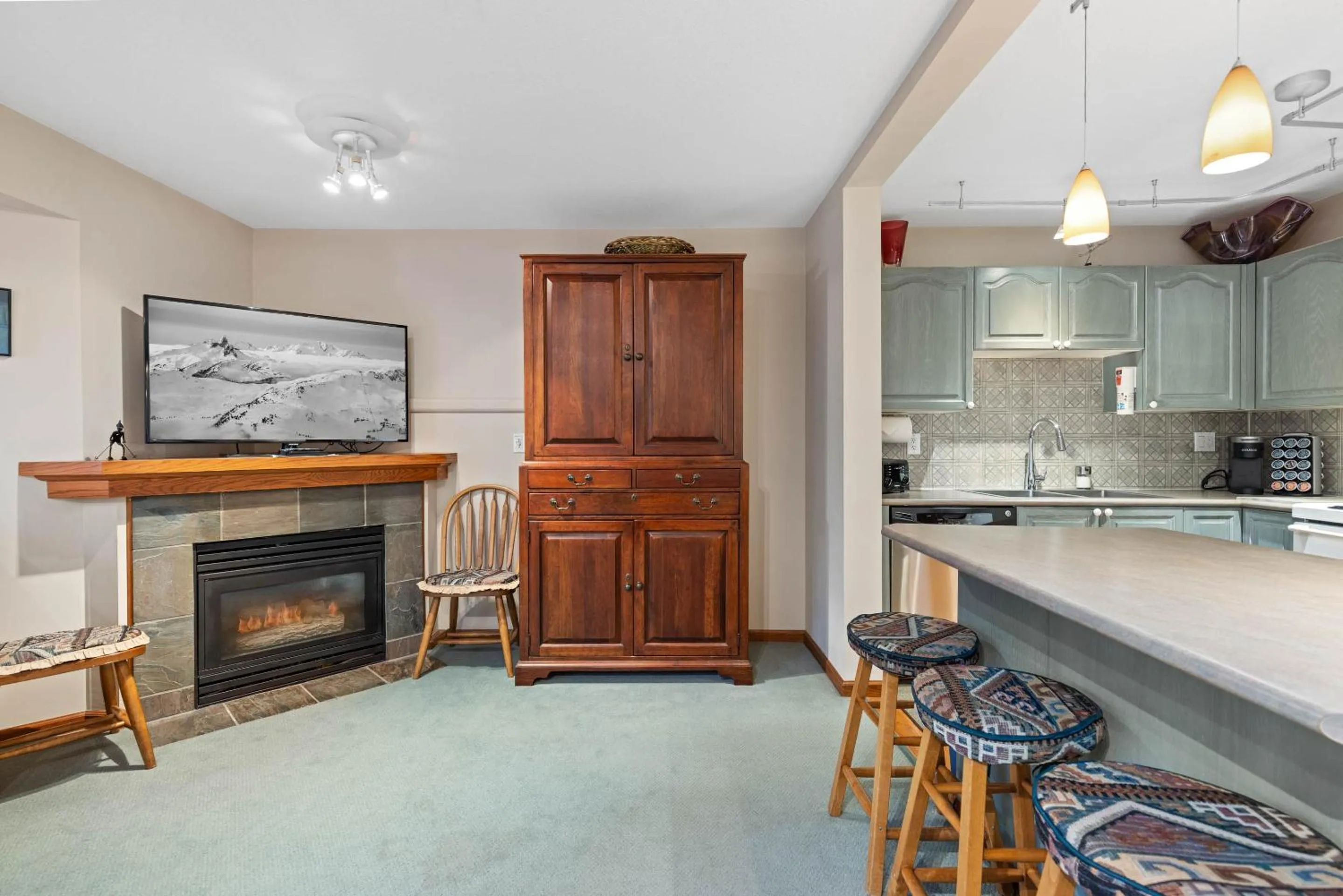 Stoney Creek Sunpath by Whistler Premier