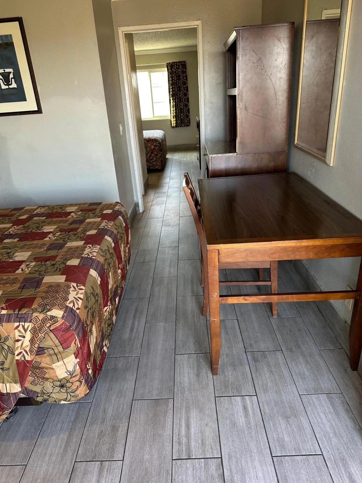 Bedroom in Heritage inn and suites