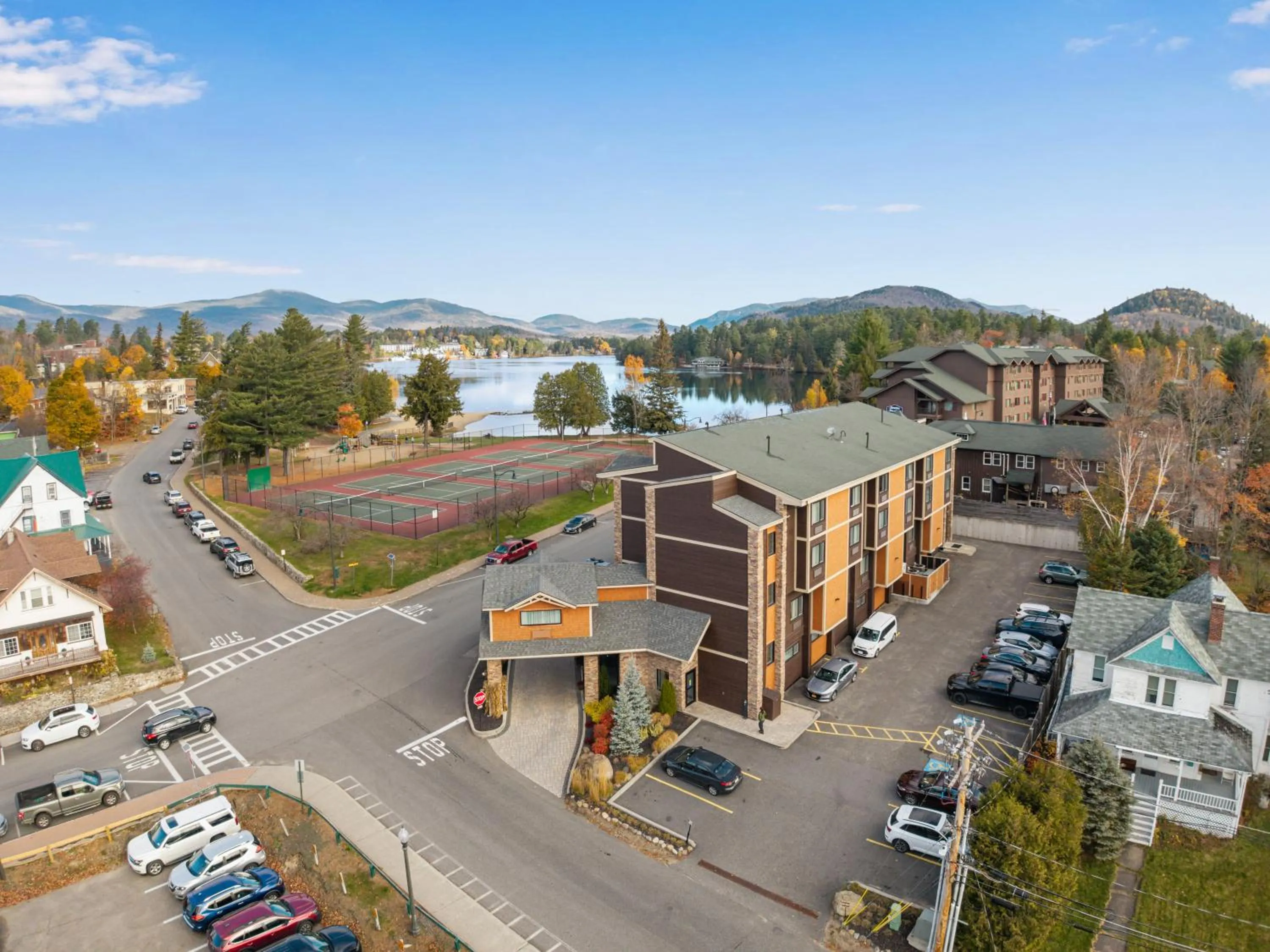 Property building in Lake Placid Inn Boutique Hotel