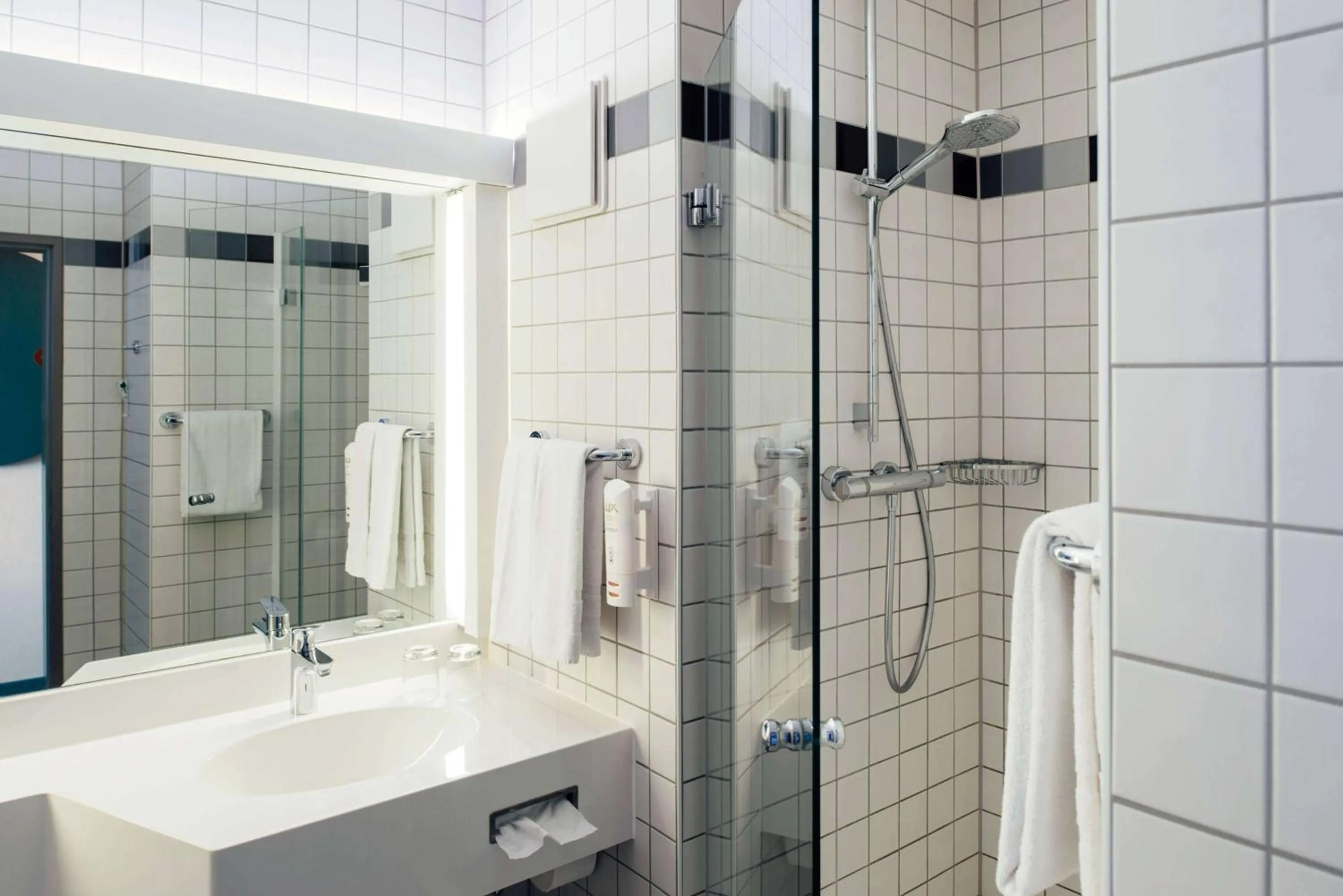 Shower in Vienna House Easy by Wyndham Günzburg