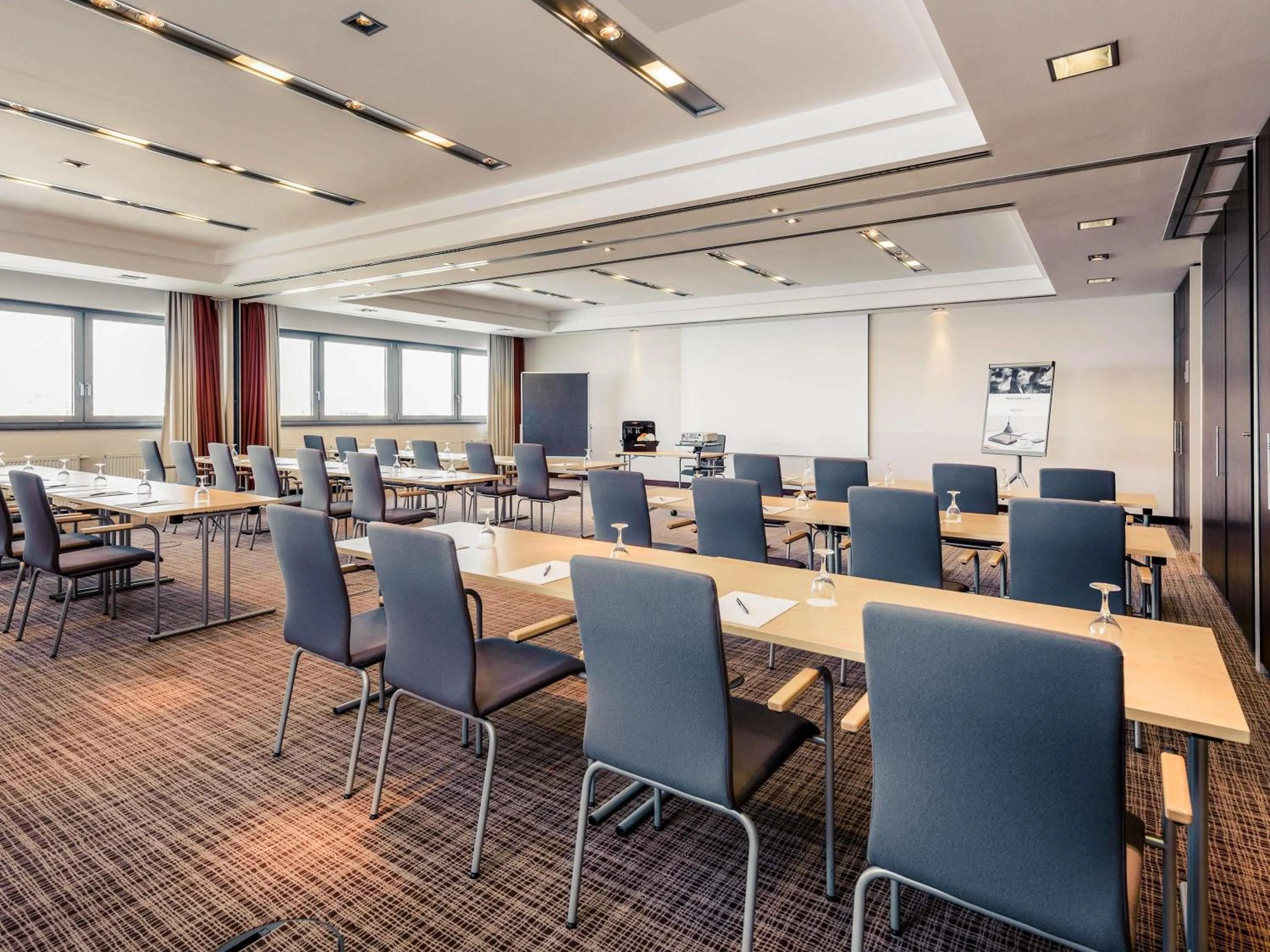 Meeting/conference room in Mercure Hotel Hannover Mitte