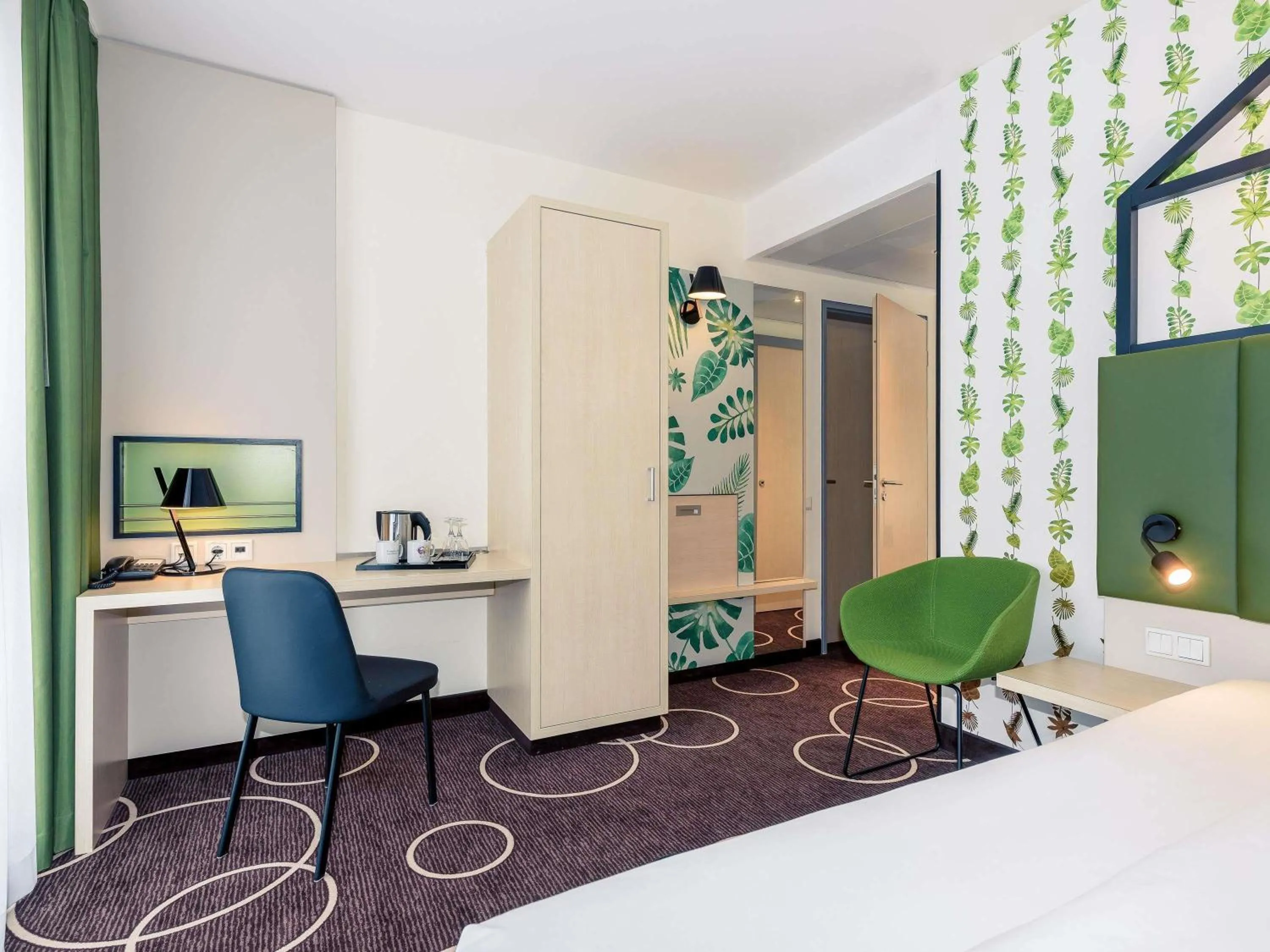 Bedroom, Bed in Mercure Hotel Hannover Mitte