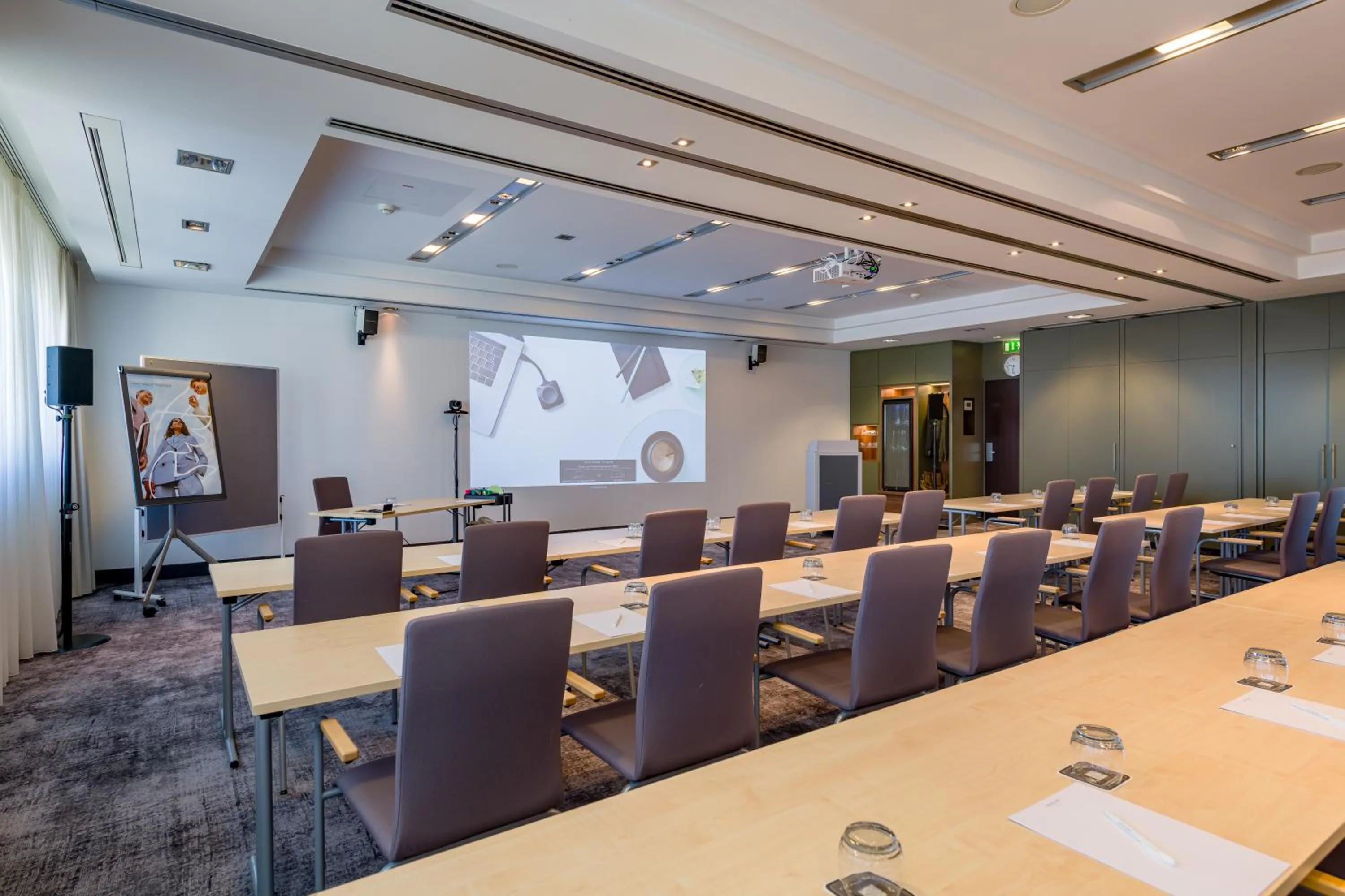 Meeting/conference room in Mercure Hotel Hannover Mitte