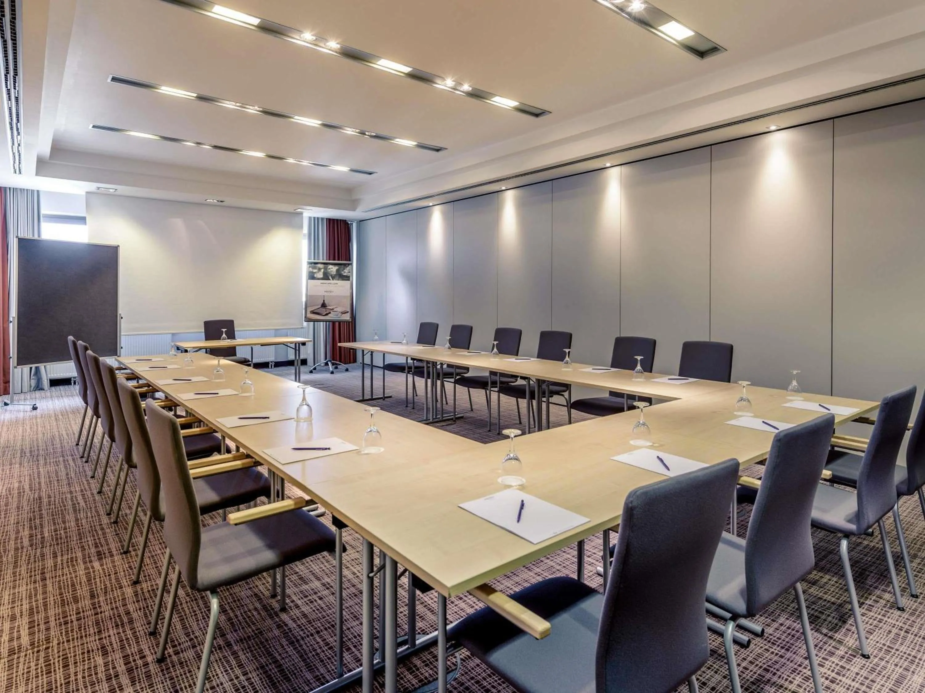 Meeting/conference room in Mercure Hotel Hannover Mitte