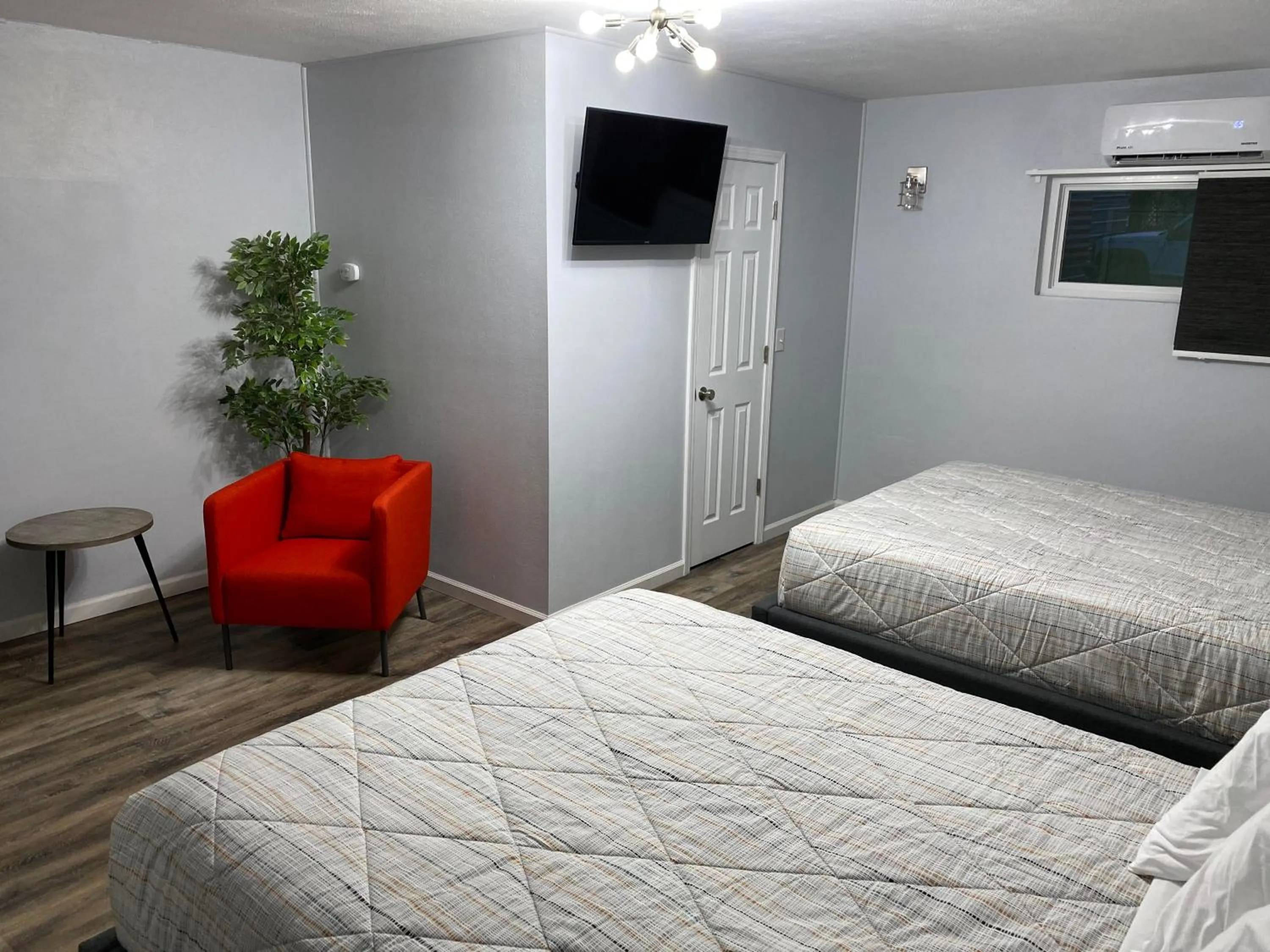 Bed in Veda Inn & Cottages