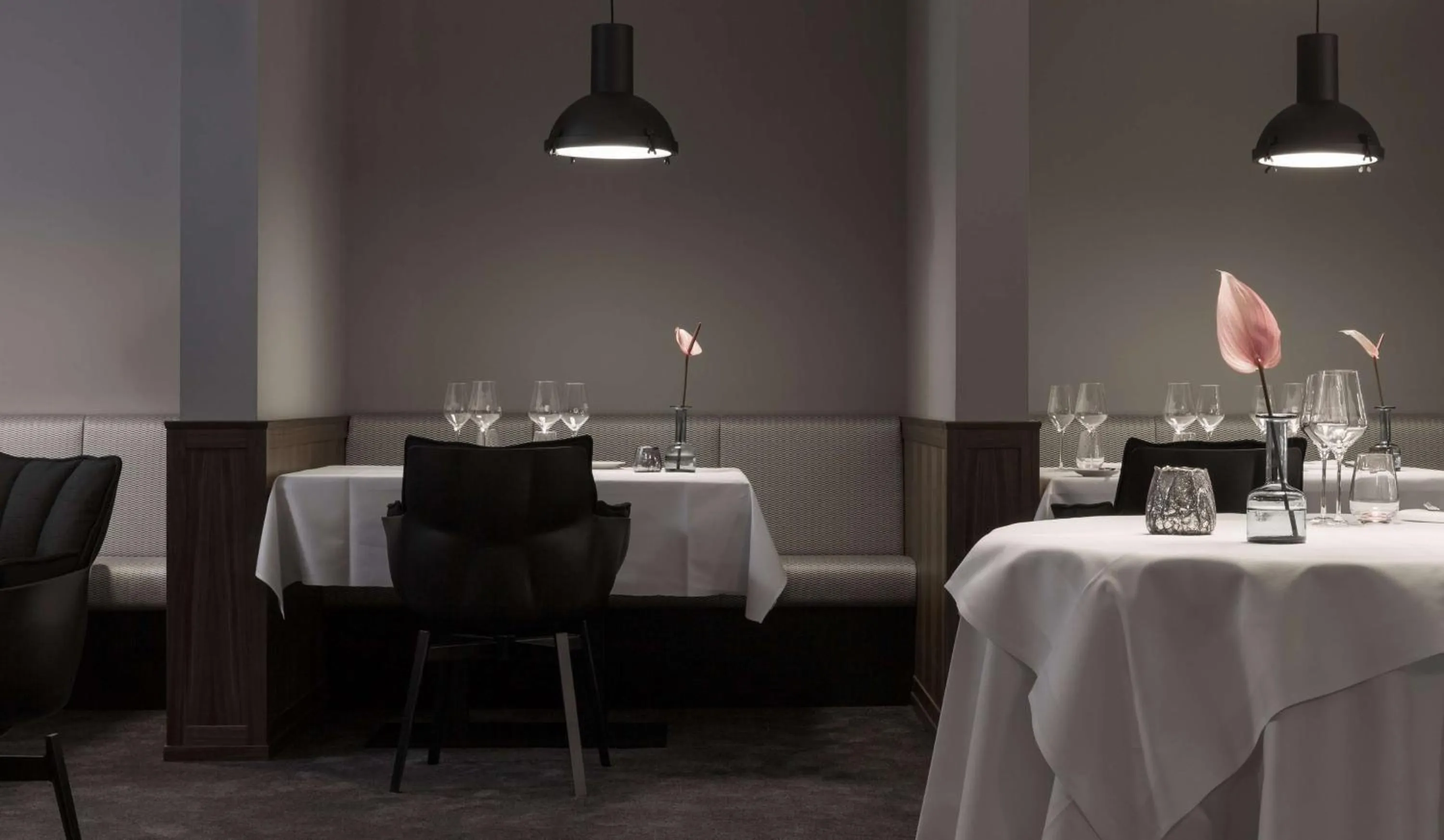 Restaurant/places to eat in SCOTTY & EMILY Hotel Ulm