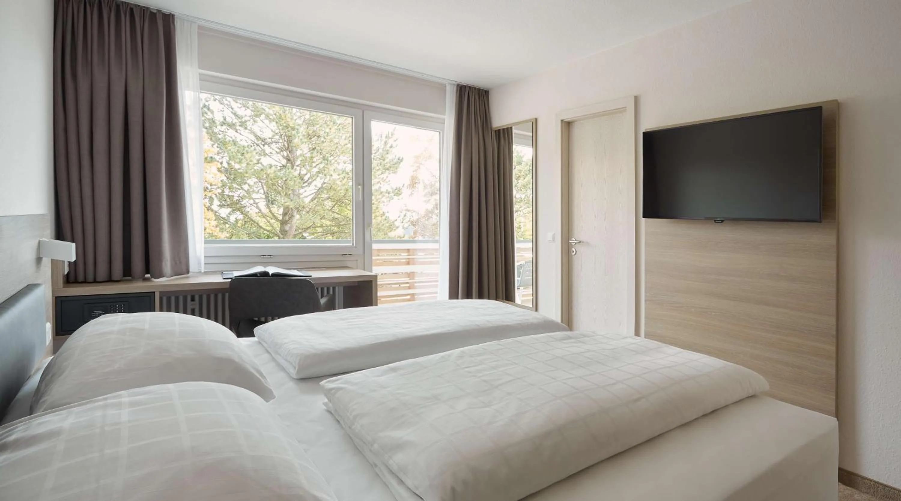 Bedroom, Bed in SCOTTY & EMILY Hotel Ulm