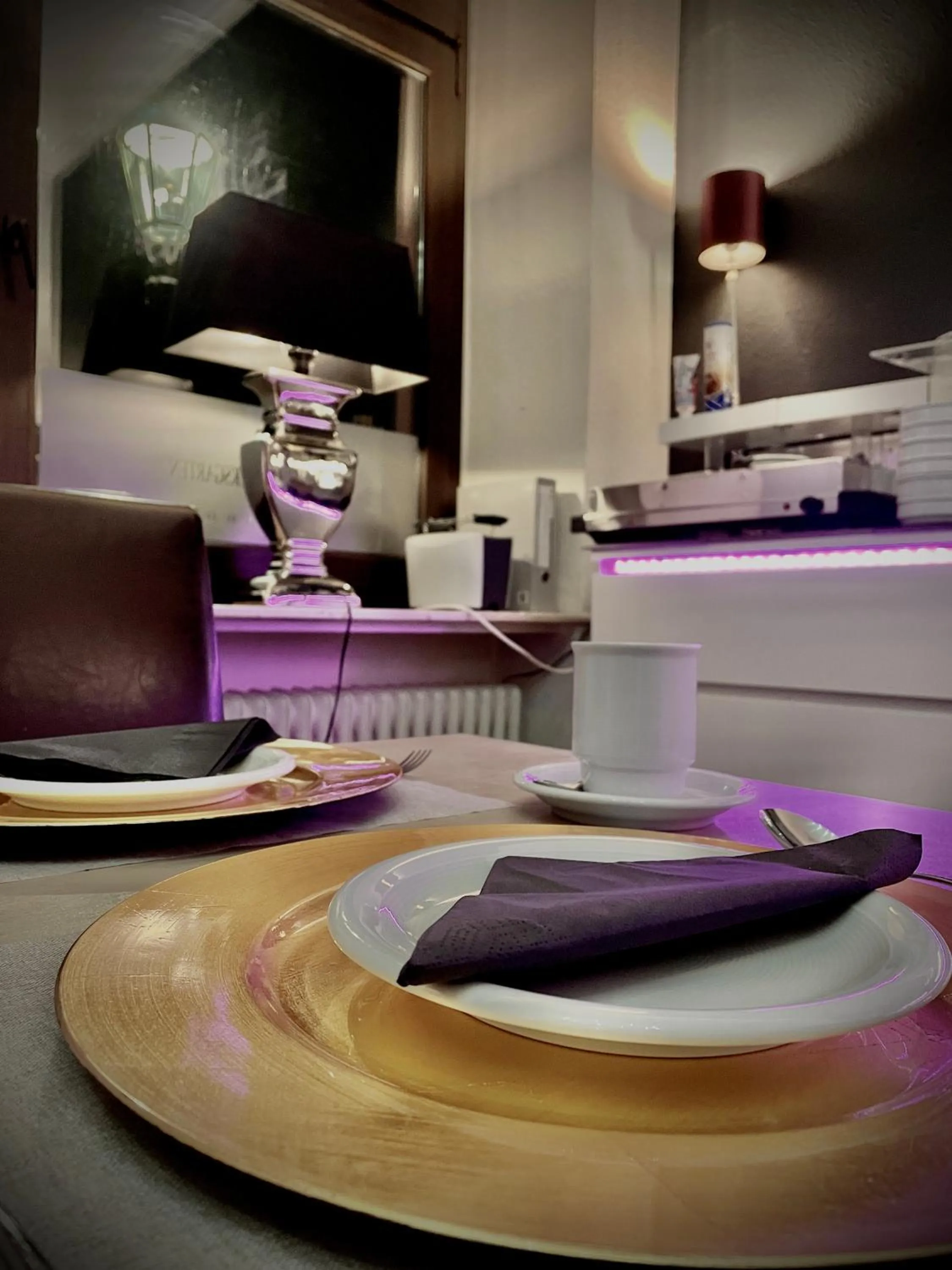 Food and drinks in Hotel Am Volksgarten