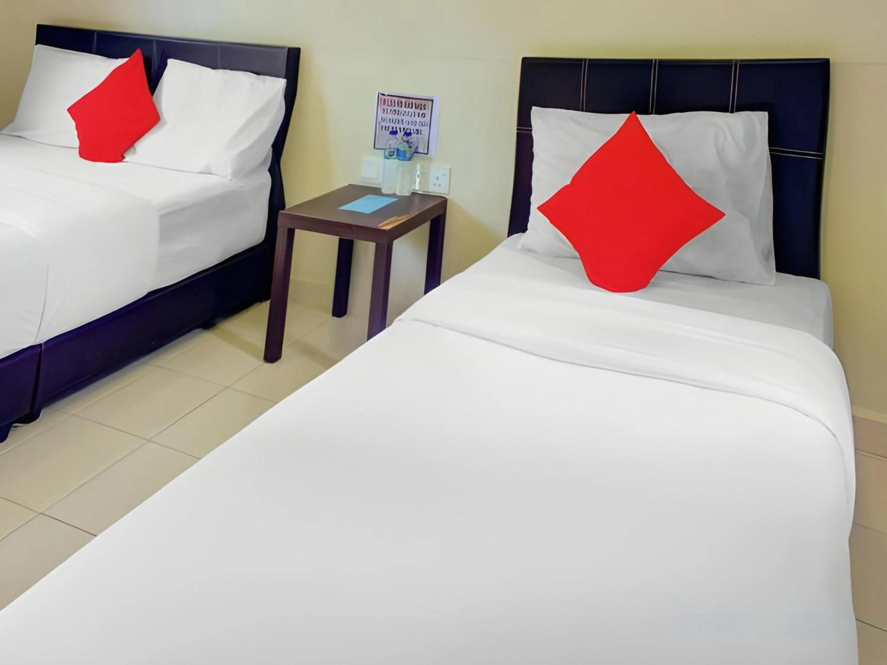 Photo of the whole room, Bed in Hotel O Sedili Inn Resort