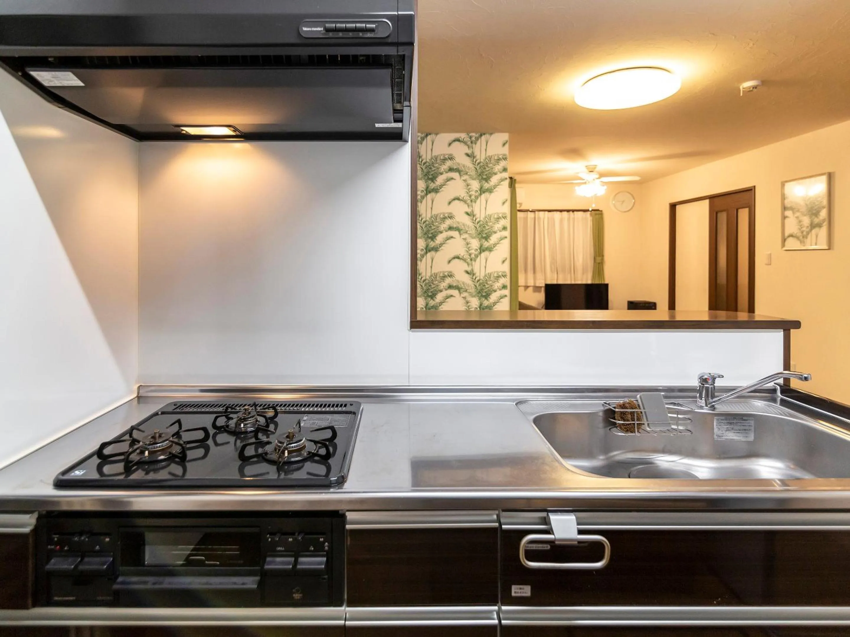 stove in Ocean Front Maezato