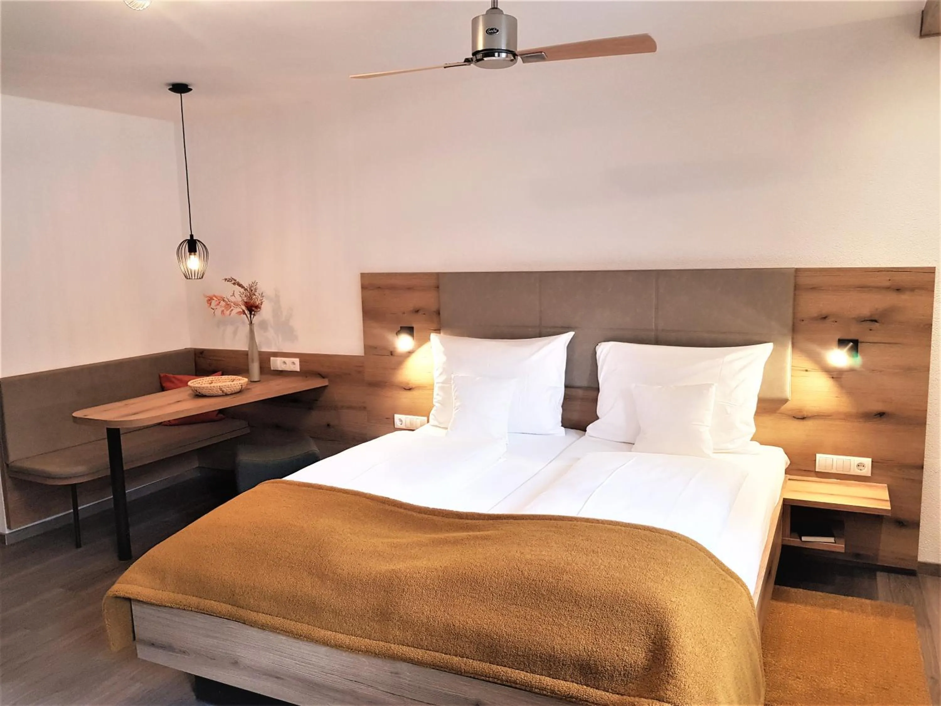 Bed in Hotel-Restaurant Pfälzer Hof