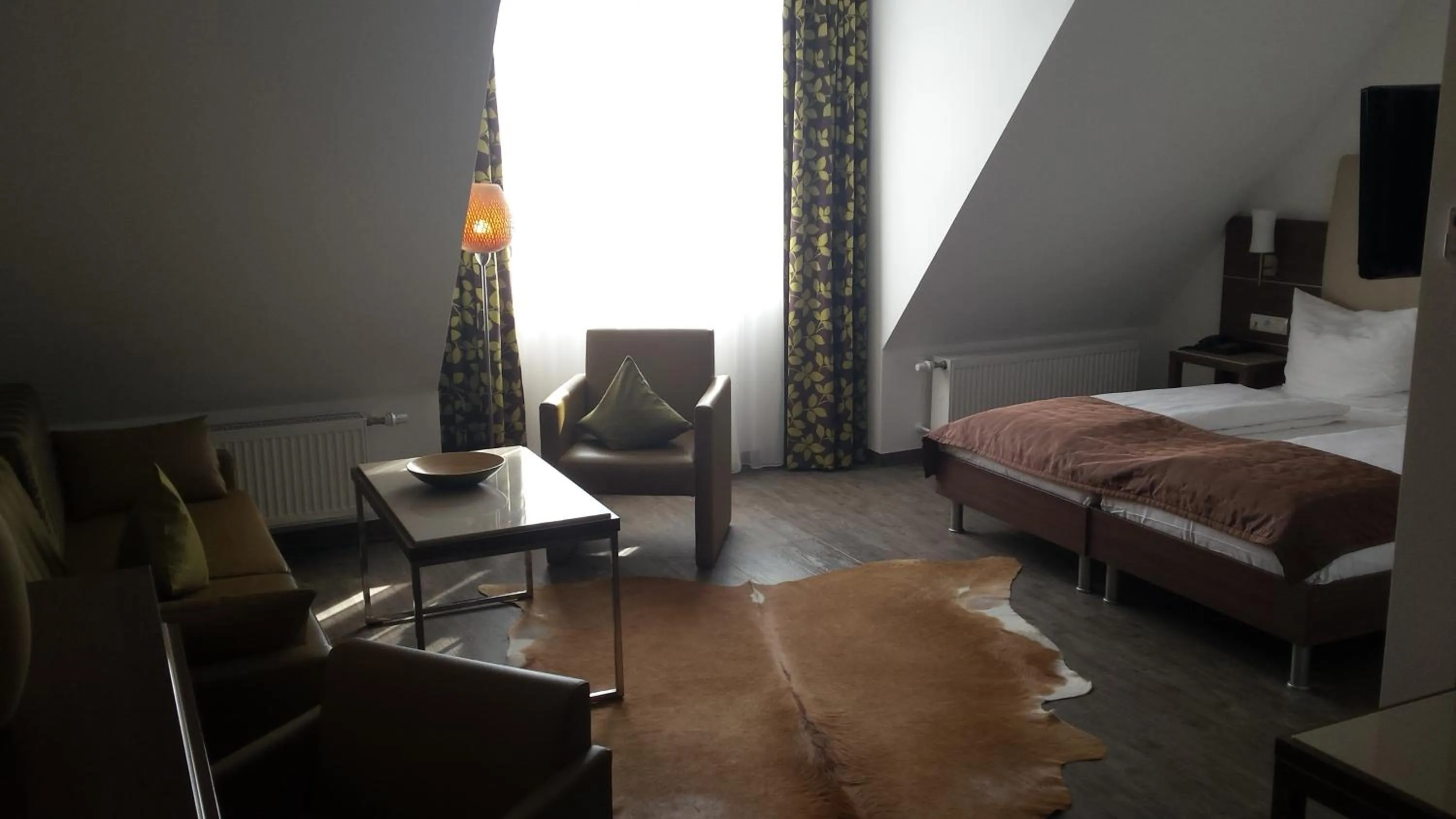 Photo of the whole room, Bed in Hotel-Restaurant Pfälzer Hof