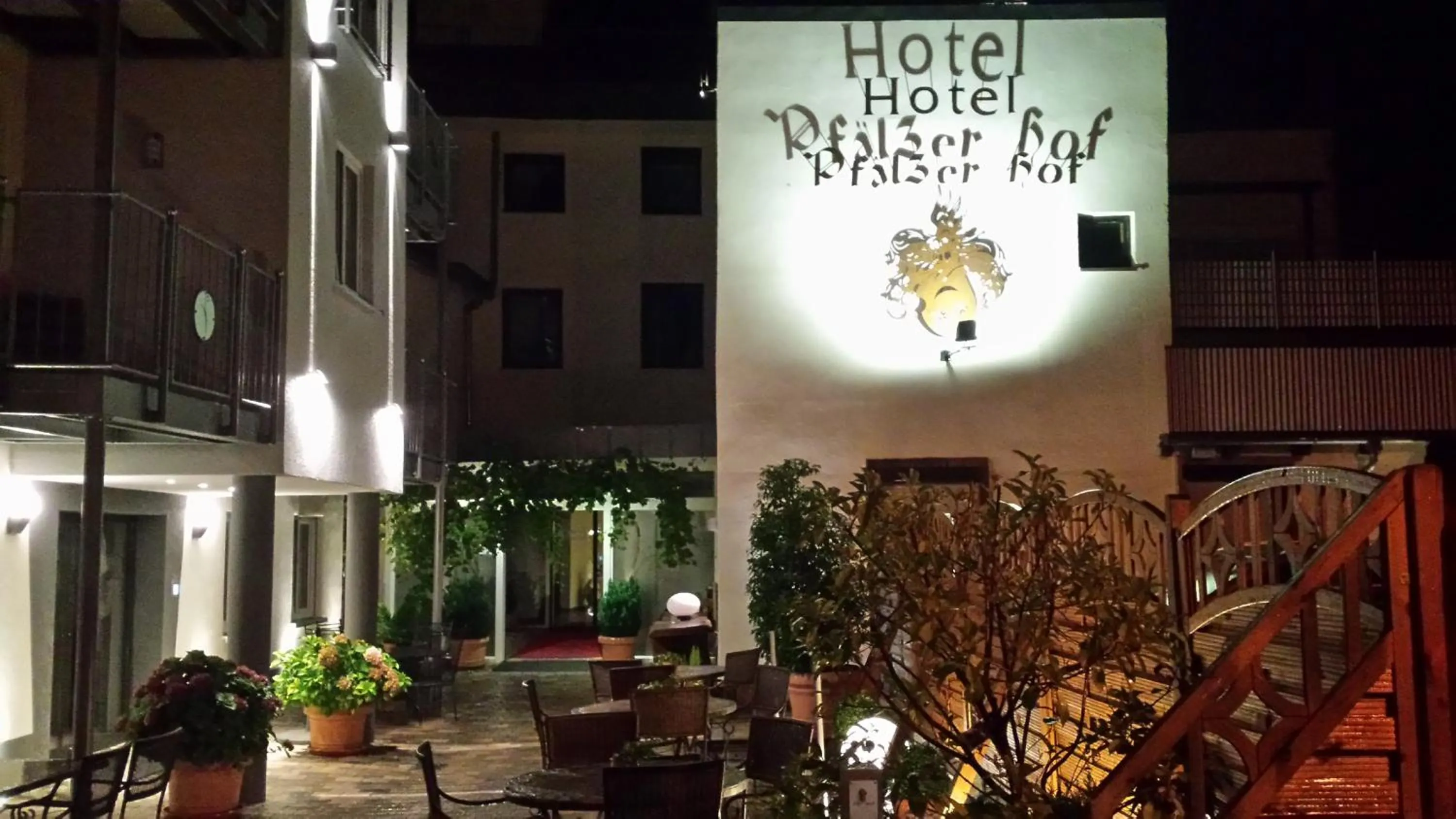 Property building in Hotel-Restaurant Pfälzer Hof